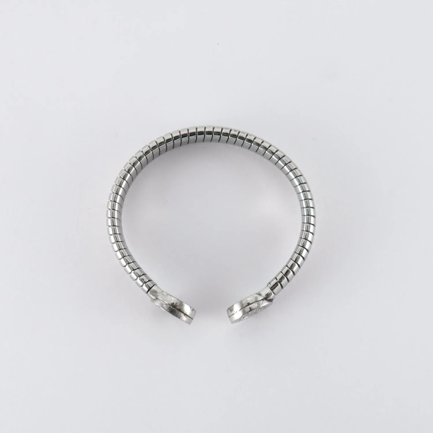 BULGARI - Bracelet ouvert or gris et diamants sold by 58 Facettes product image thumbnail 4