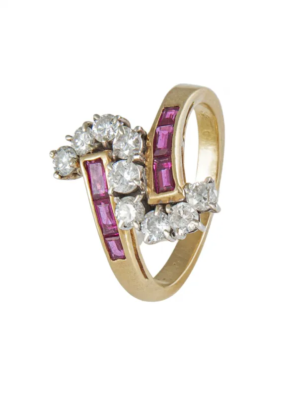 Bague Sinueuse, Rubis & Diamants, Or Jaune sold by 58 Facettes