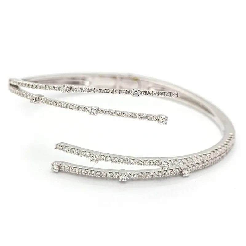 Bracelet RAY en or blanc et diamants. Neuf. sold by 58 Facettes