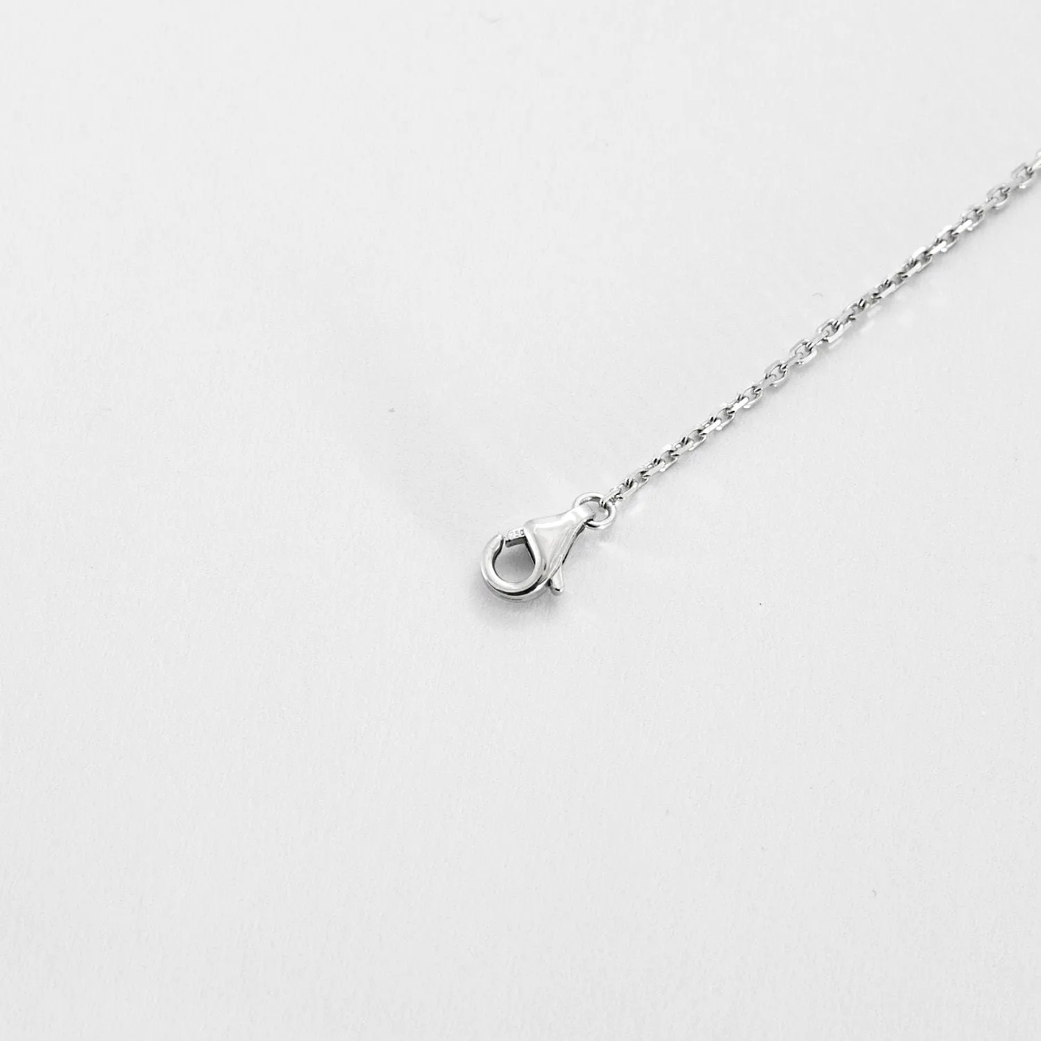 Bracelet or blanc 18 carats serti de diamants sold by 58 Facettes product image thumbnail 5