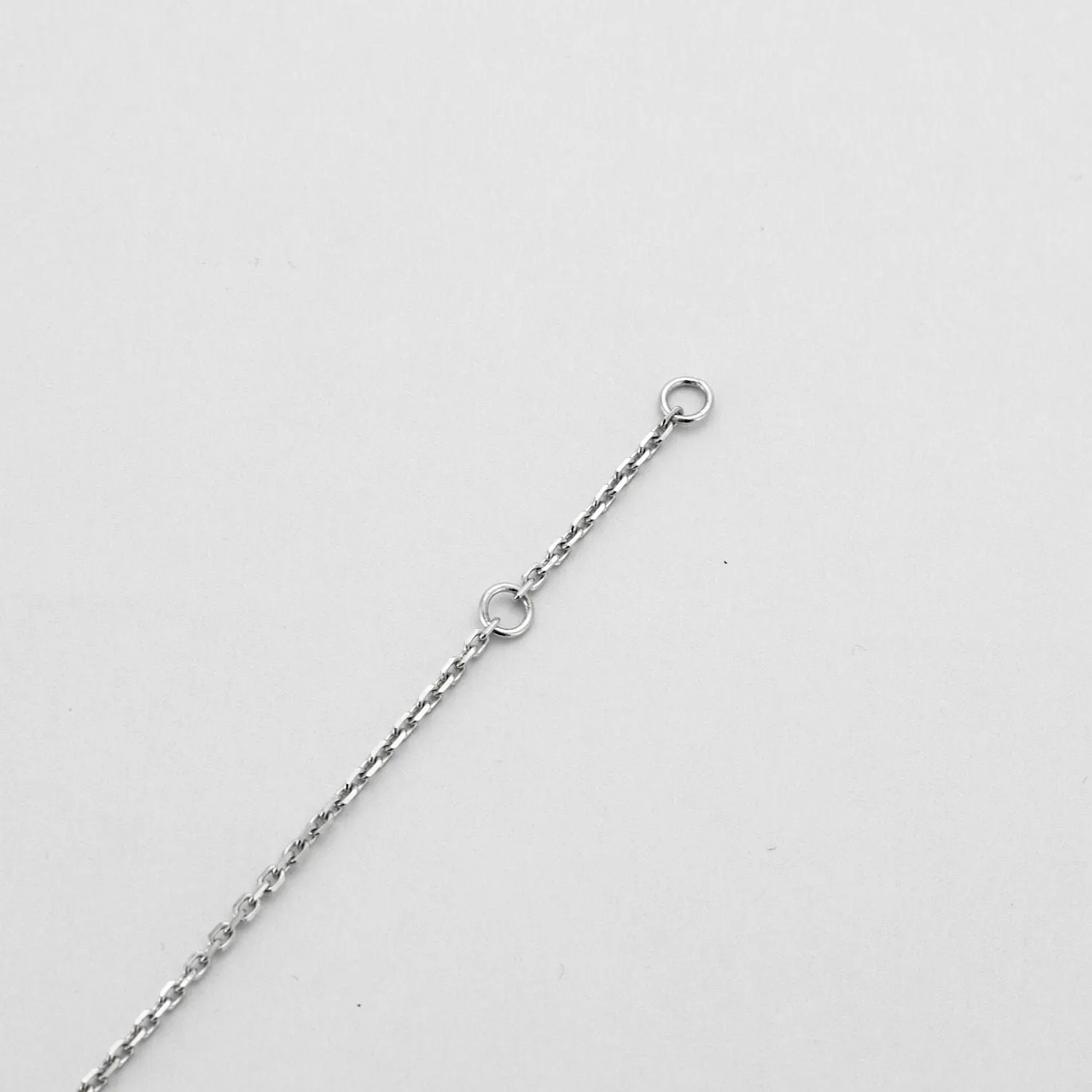 Bracelet or blanc 18 carats serti de diamants sold by 58 Facettes product image thumbnail 4