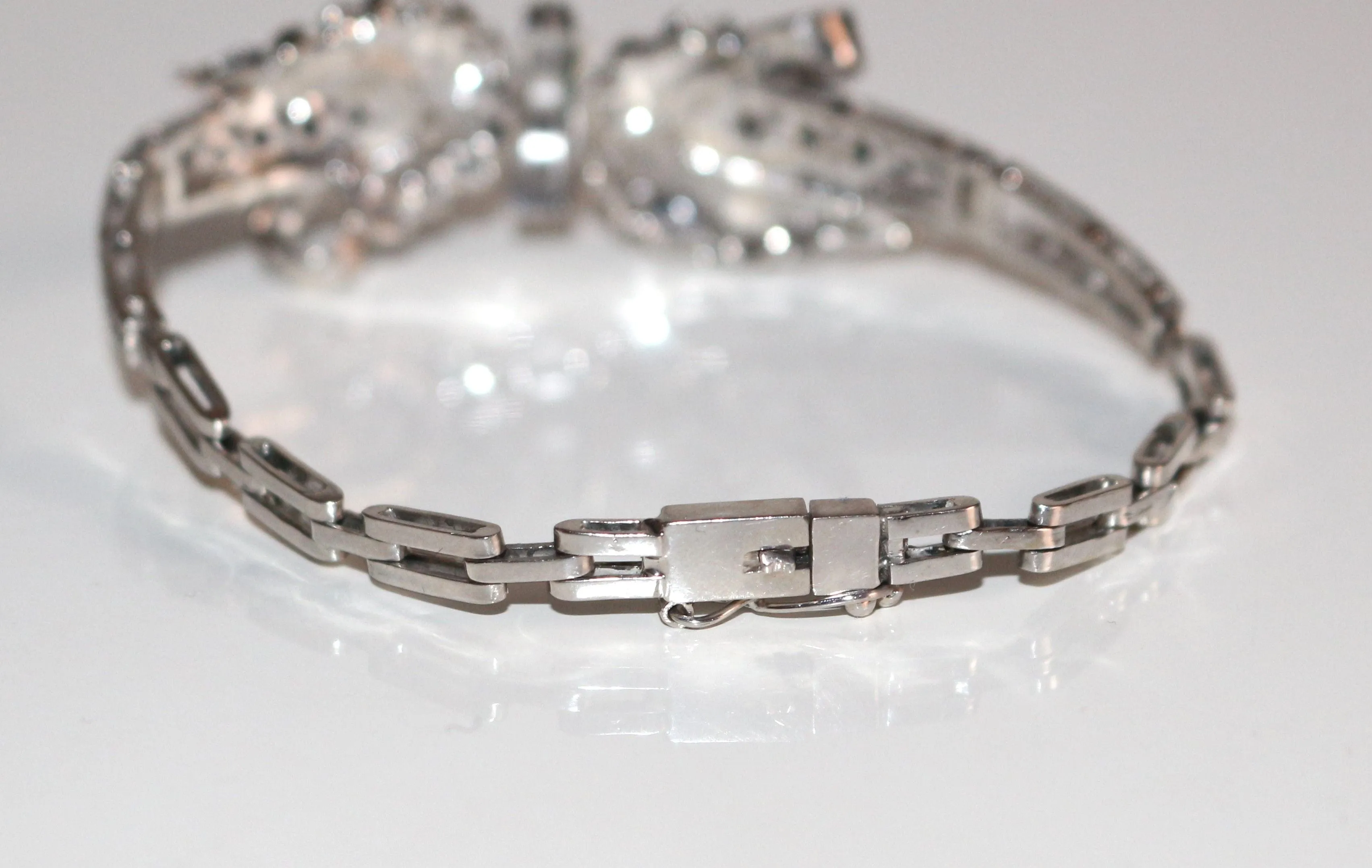 Bracelet Noeud en Or Blanc et Diamants sold by 58 Facettes product image thumbnail 3