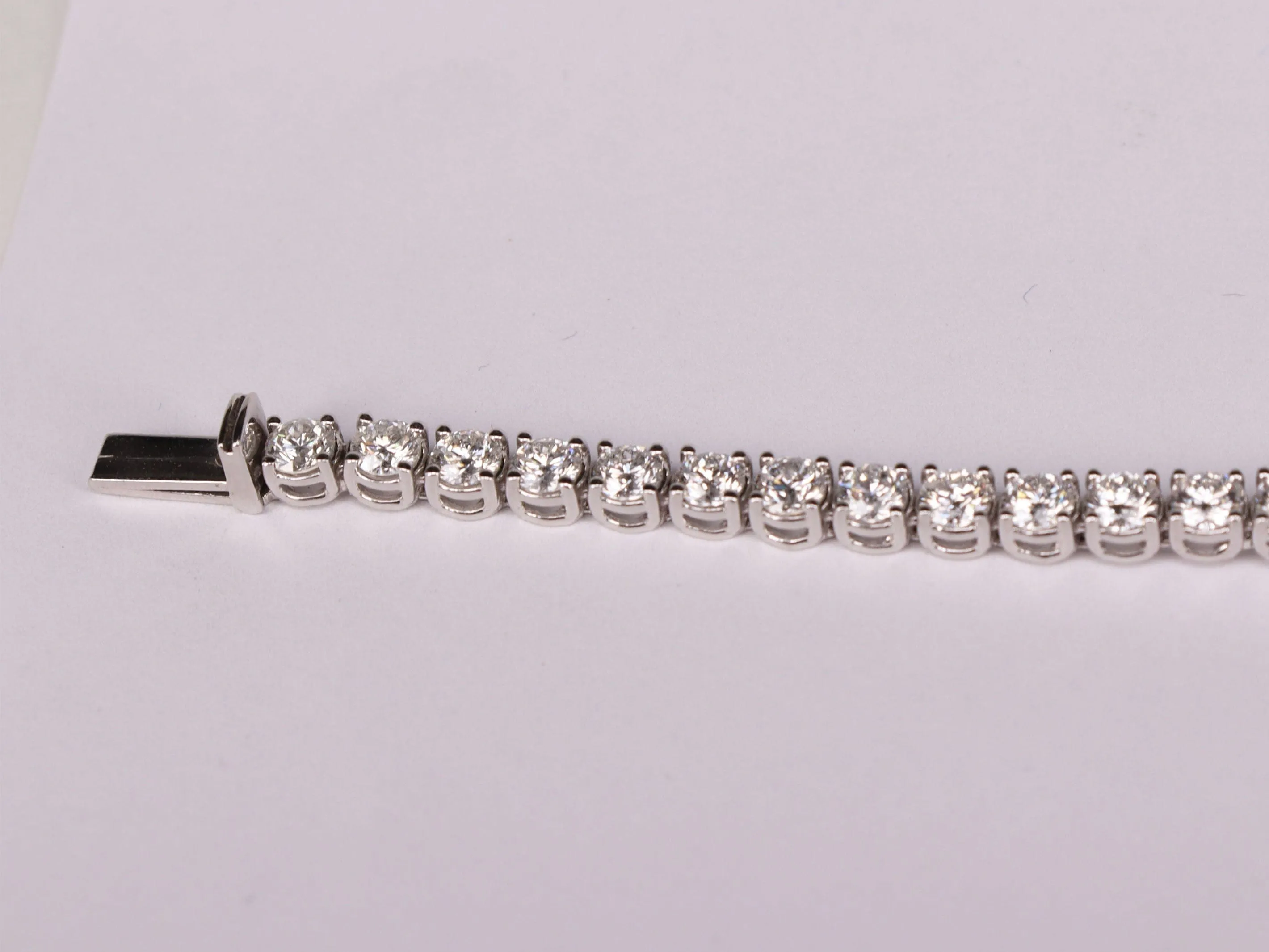 Bracelet Tennis Or blanc Diamants sold by 58 Facettes product image thumbnail 5