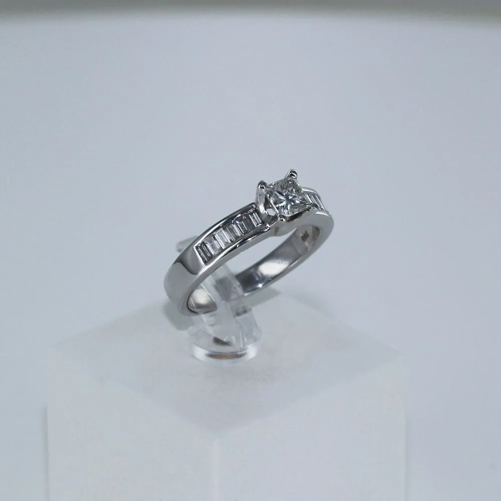 Bague Solitaire Or blanc Diamants sold by 58 Facettes product image thumbnail 4