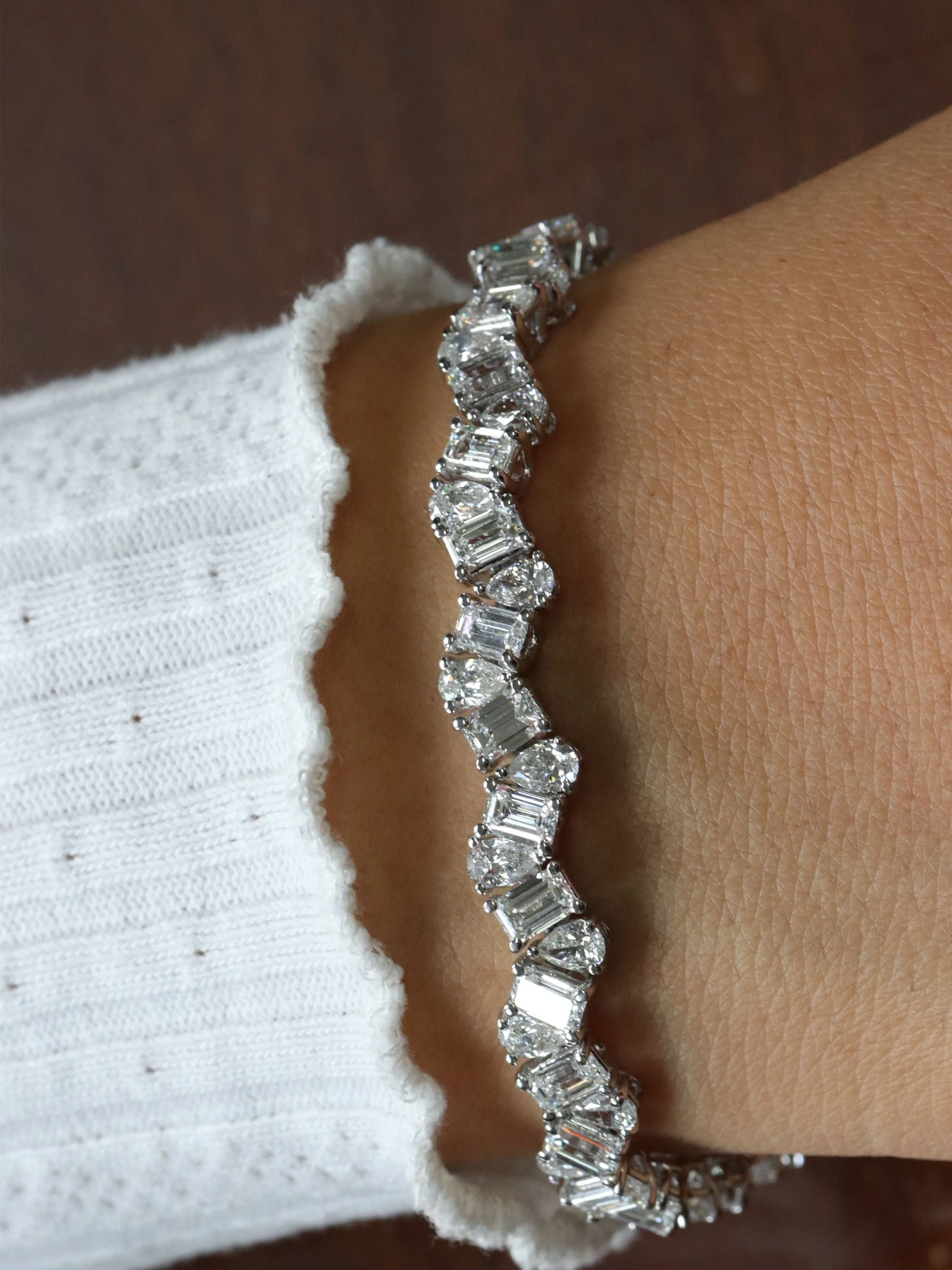 Bracelet Vague Diamants tailles émeraude et poire sold by 58 Facettes product image thumbnail 3