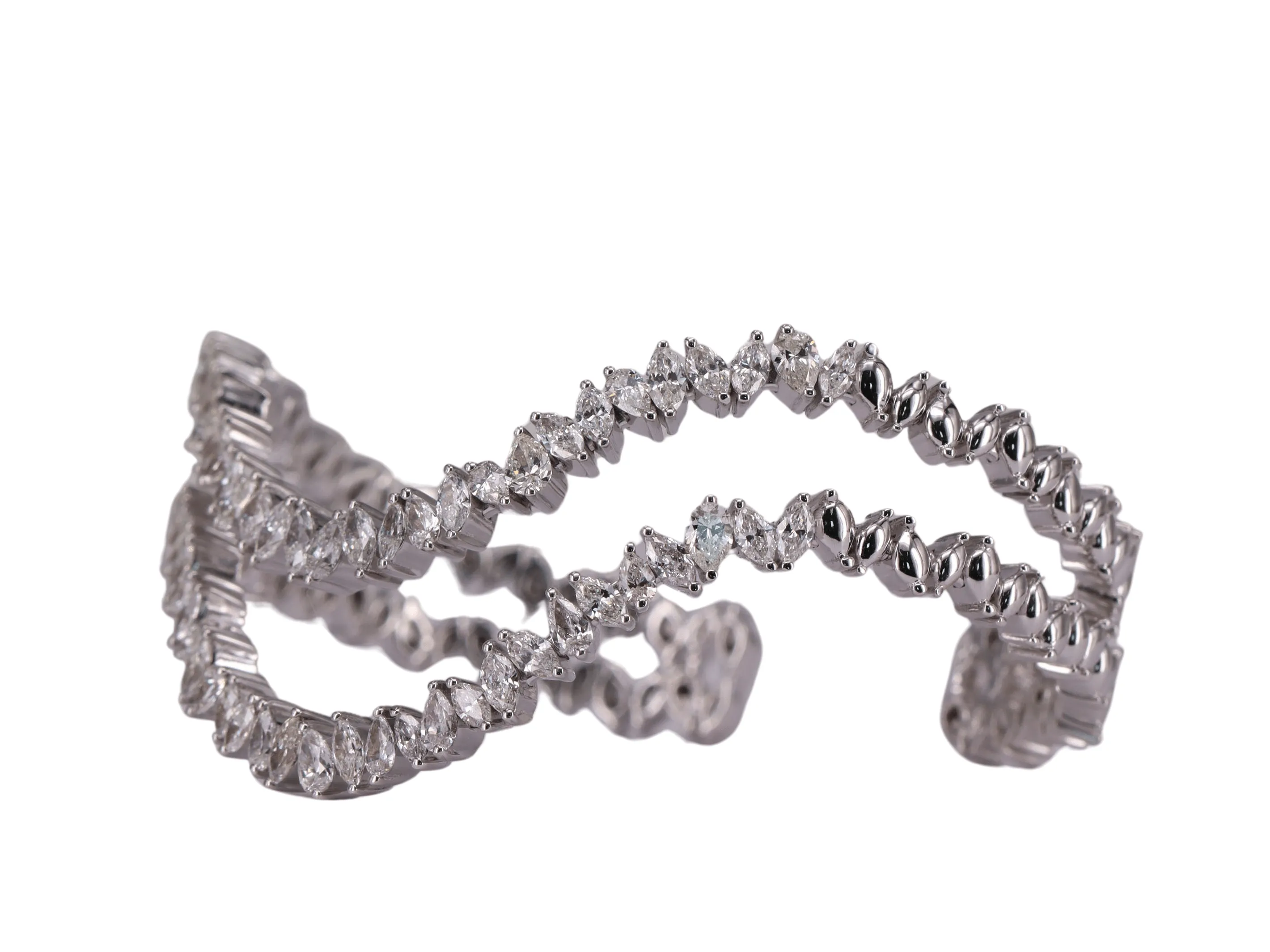 Bracelet cocktail Diamants poires et marquises sold by 58 Facettes