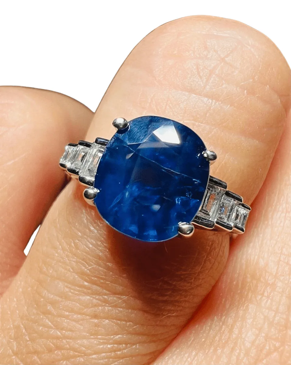 Bague Saphir naturel 3.87 carat Diamants sold by 58 Facettes