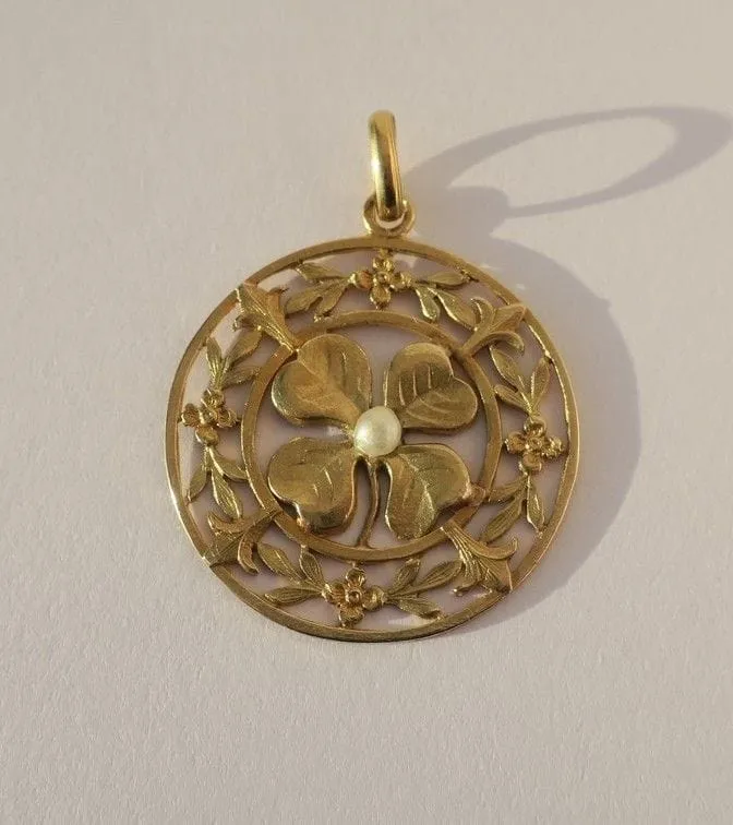 Pendentif Art Nouveau trèfle chance or sold by 58 Facettes product image thumbnail 2