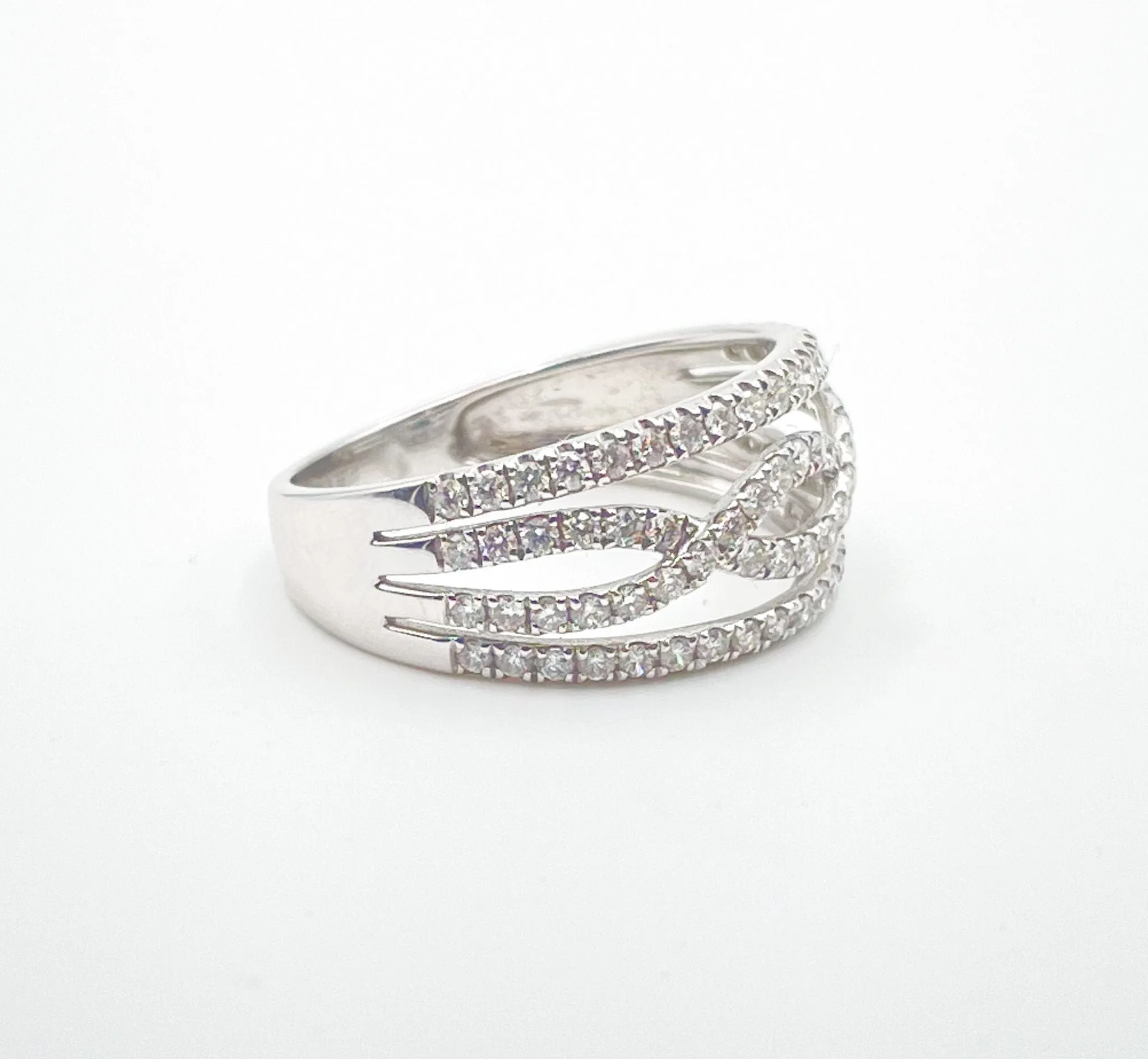Bague bandeau Or blanc Diamants sold by 58 Facettes product image thumbnail 4