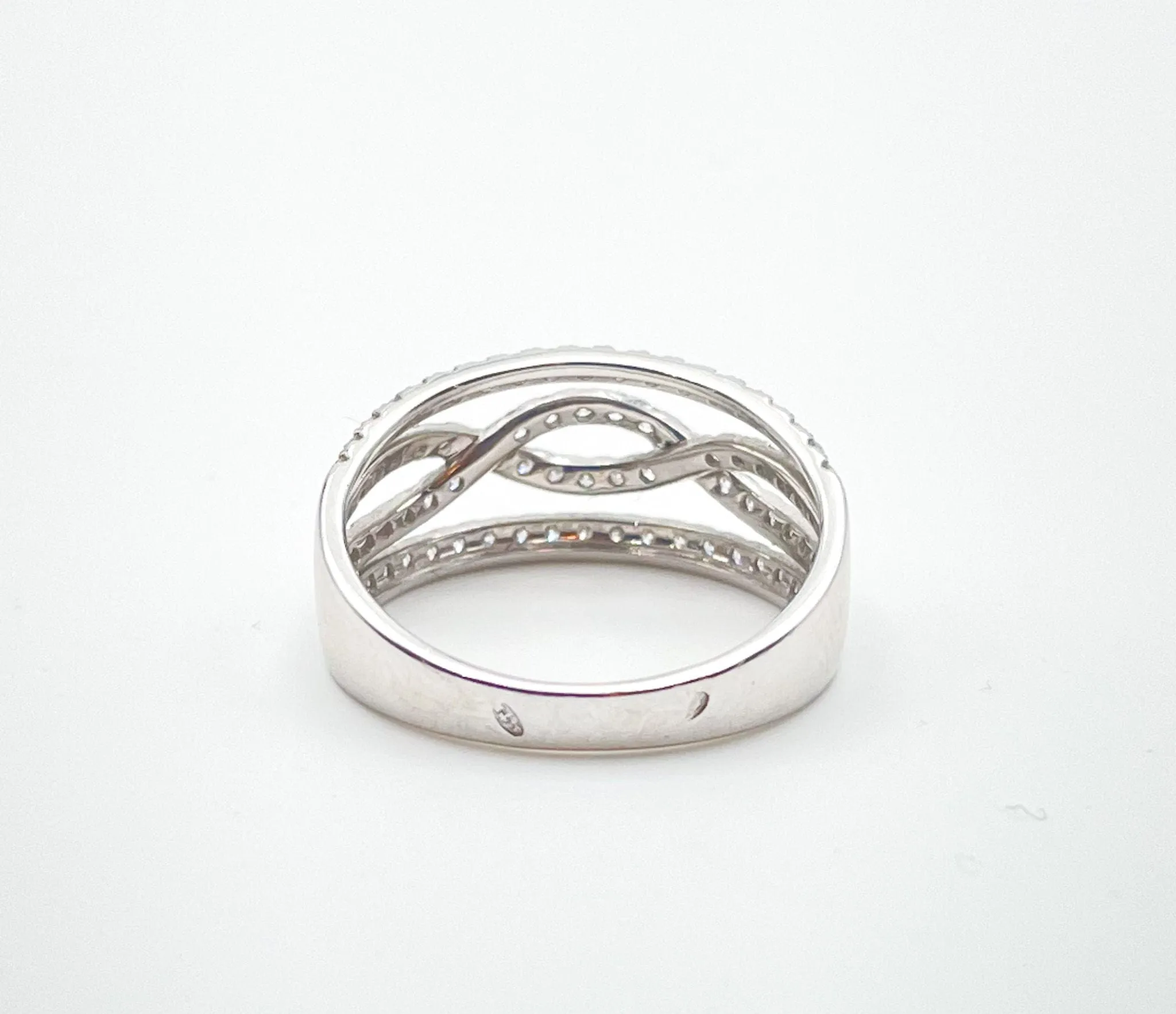 Bague bandeau Or blanc Diamants sold by 58 Facettes product image thumbnail 5