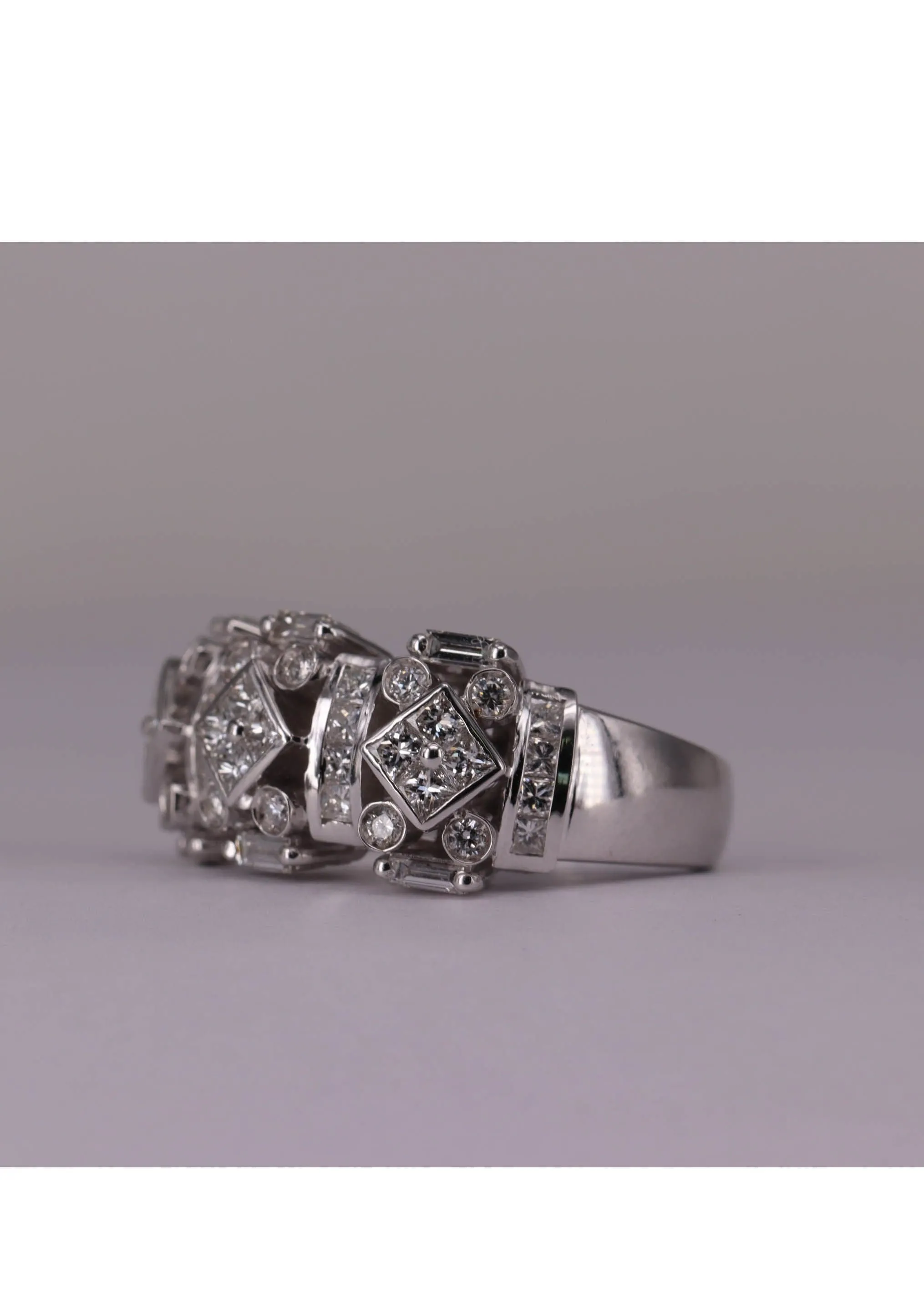 Bague Art Déco Or blanc et Diamants sold by 58 Facettes product image thumbnail 4