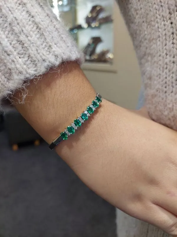 BRACELET ARTICULÉ ÉMERAUDES ET DIAMANTS sold by 58 Facettes product image thumbnail 2