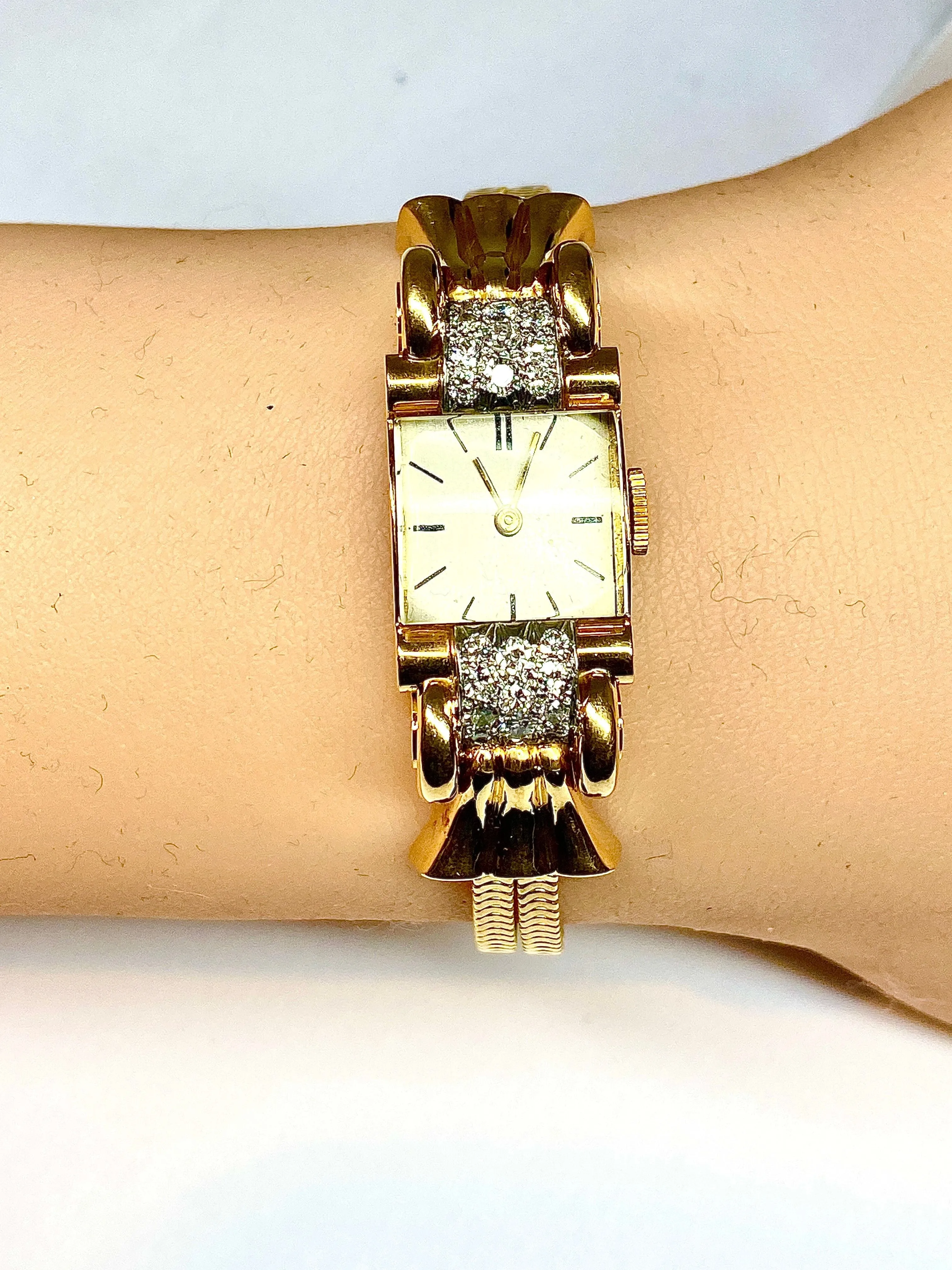Montre dame Or Diamants, vers 1940 sold by 58 Facettes product image thumbnail 3