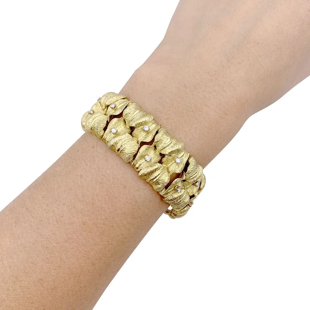 Bracelet vintage "Feuillage" or jaune, diamants. sold by 58 Facettes product image thumbnail 2