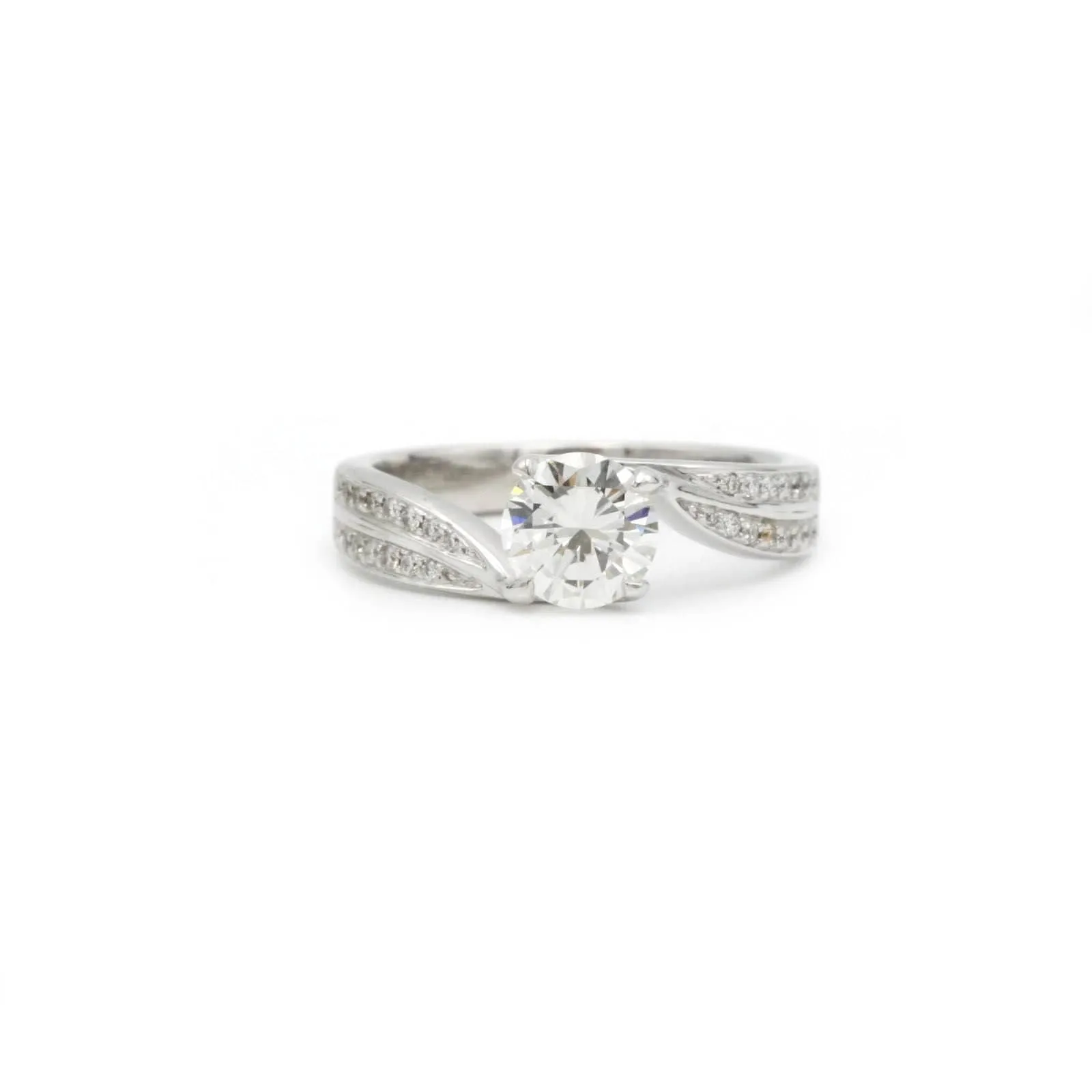 Bague solitaire diamant sold by 58 Facettes