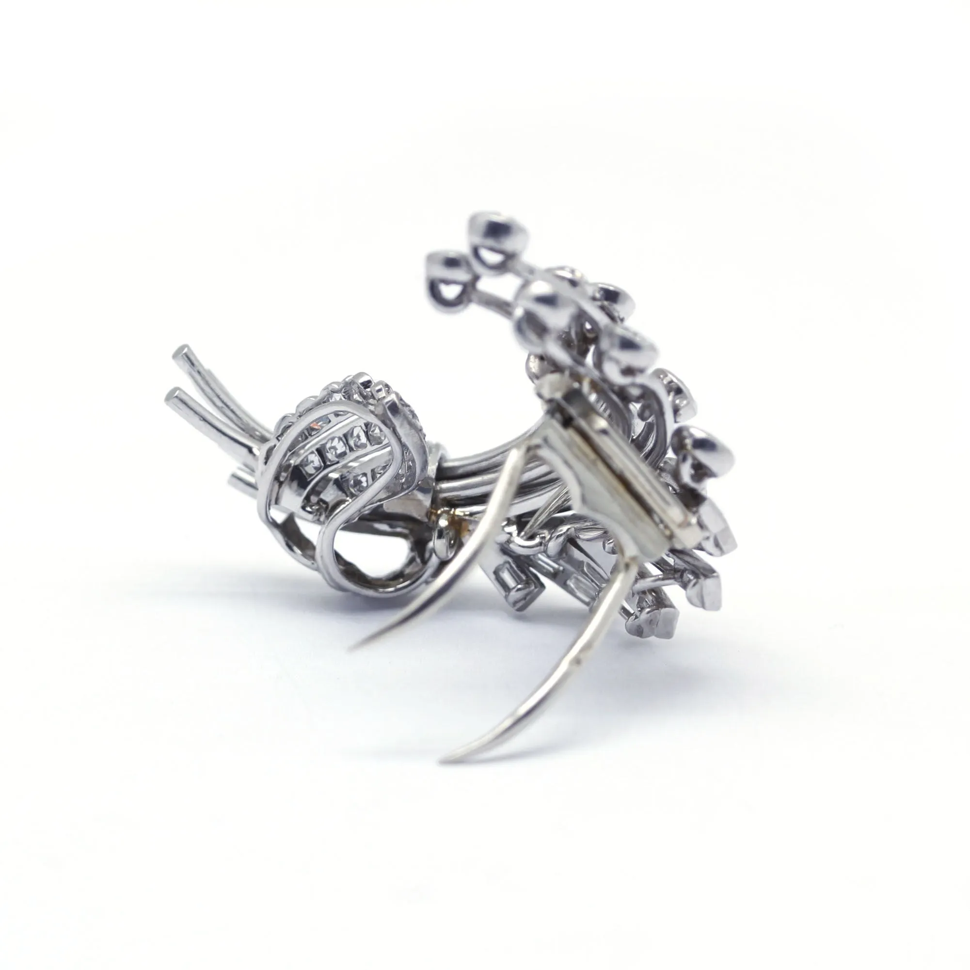 Broche or blanc platine et diamants sold by 58 Facettes product image thumbnail 3