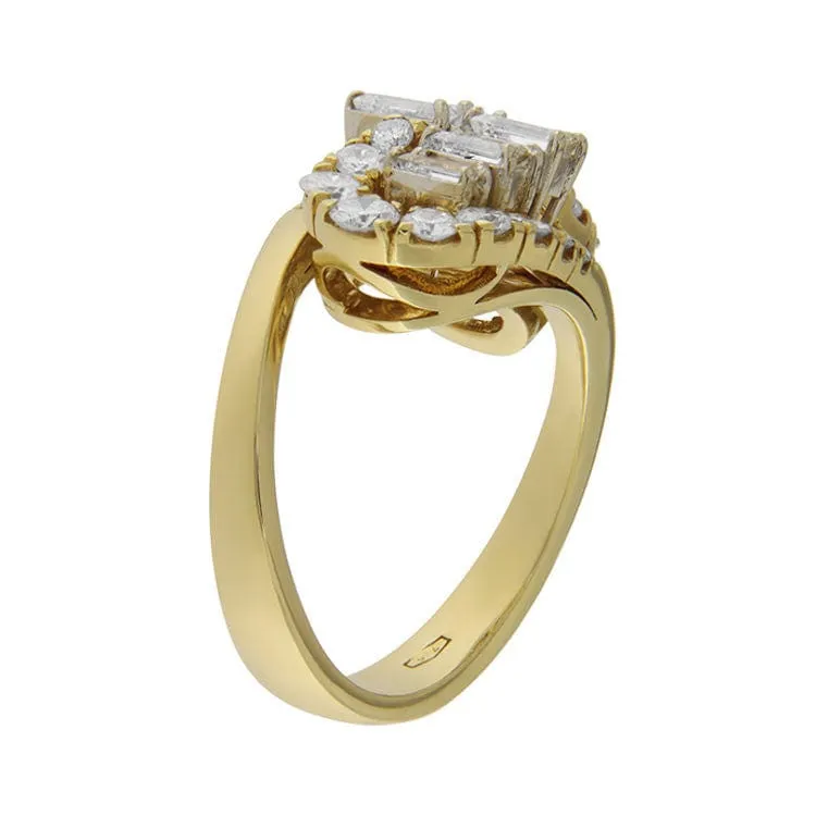 Bague en or jaune avec diamants taille brillant et baguette sold by 58 Facettes product image thumbnail 3