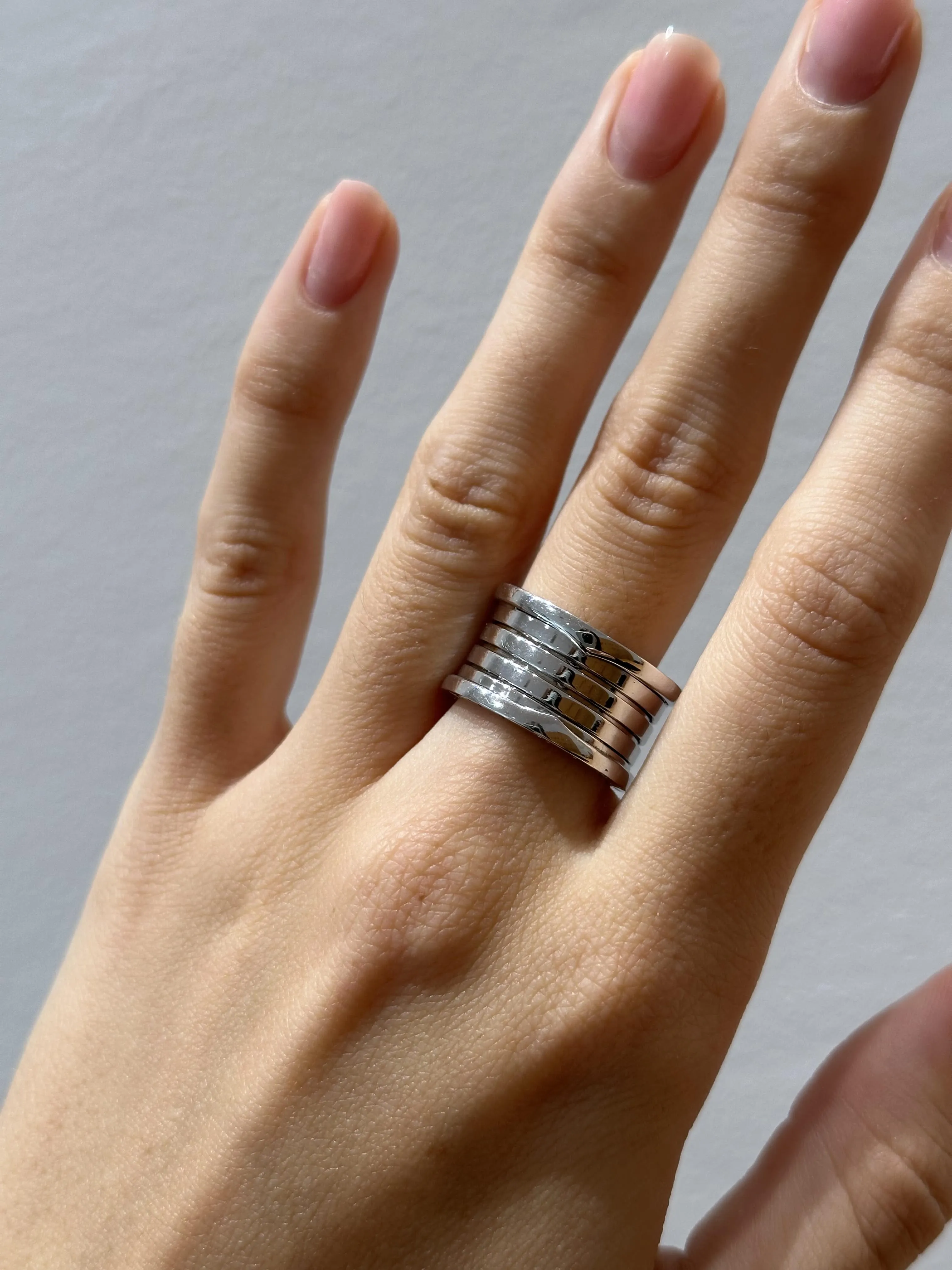 BULGARI - Bague B.zero1 4 bandes Or blanc sold by 58 Facettes product image thumbnail 2