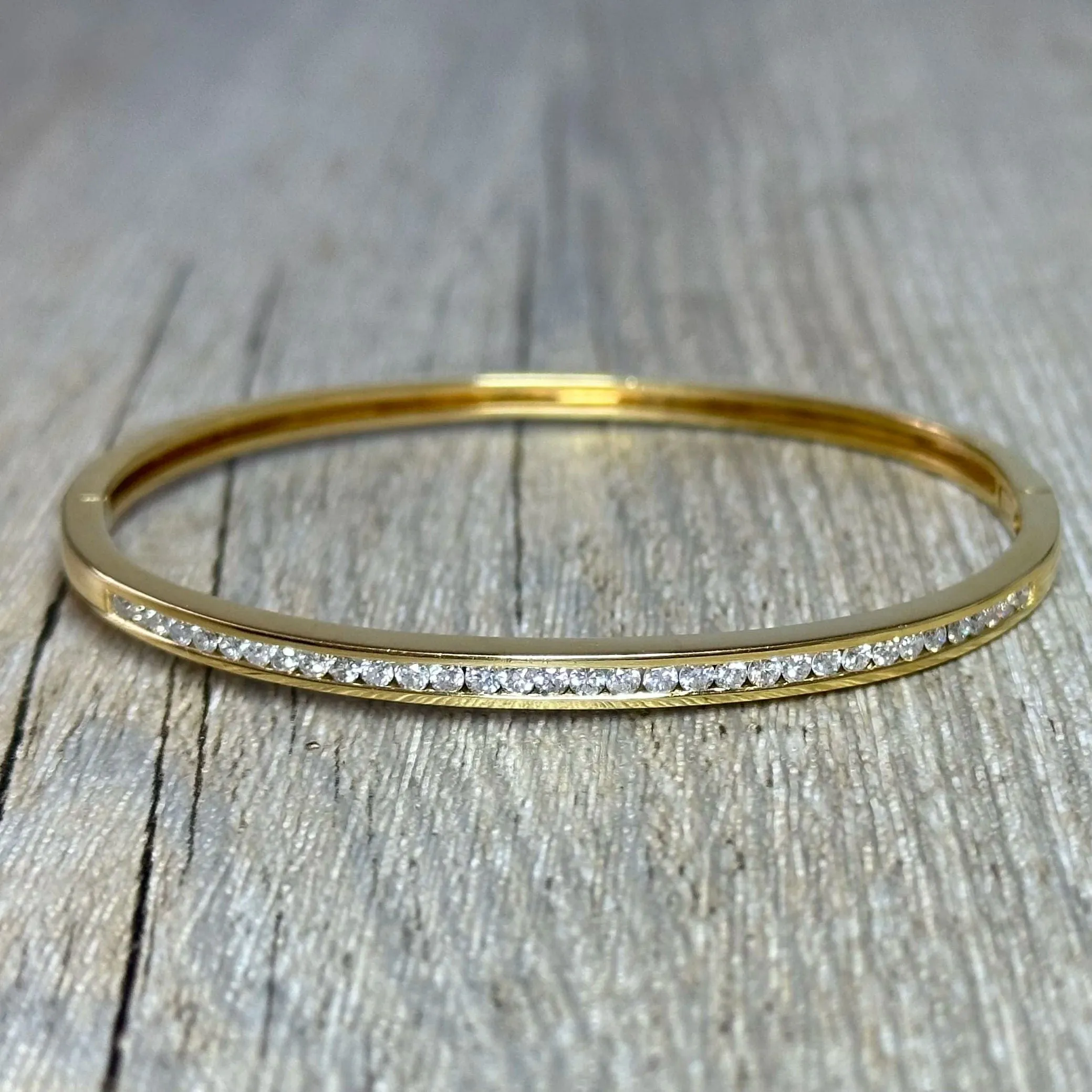 Bracelet jonc diamants serti rail sold by 58 Facettes product image thumbnail 4