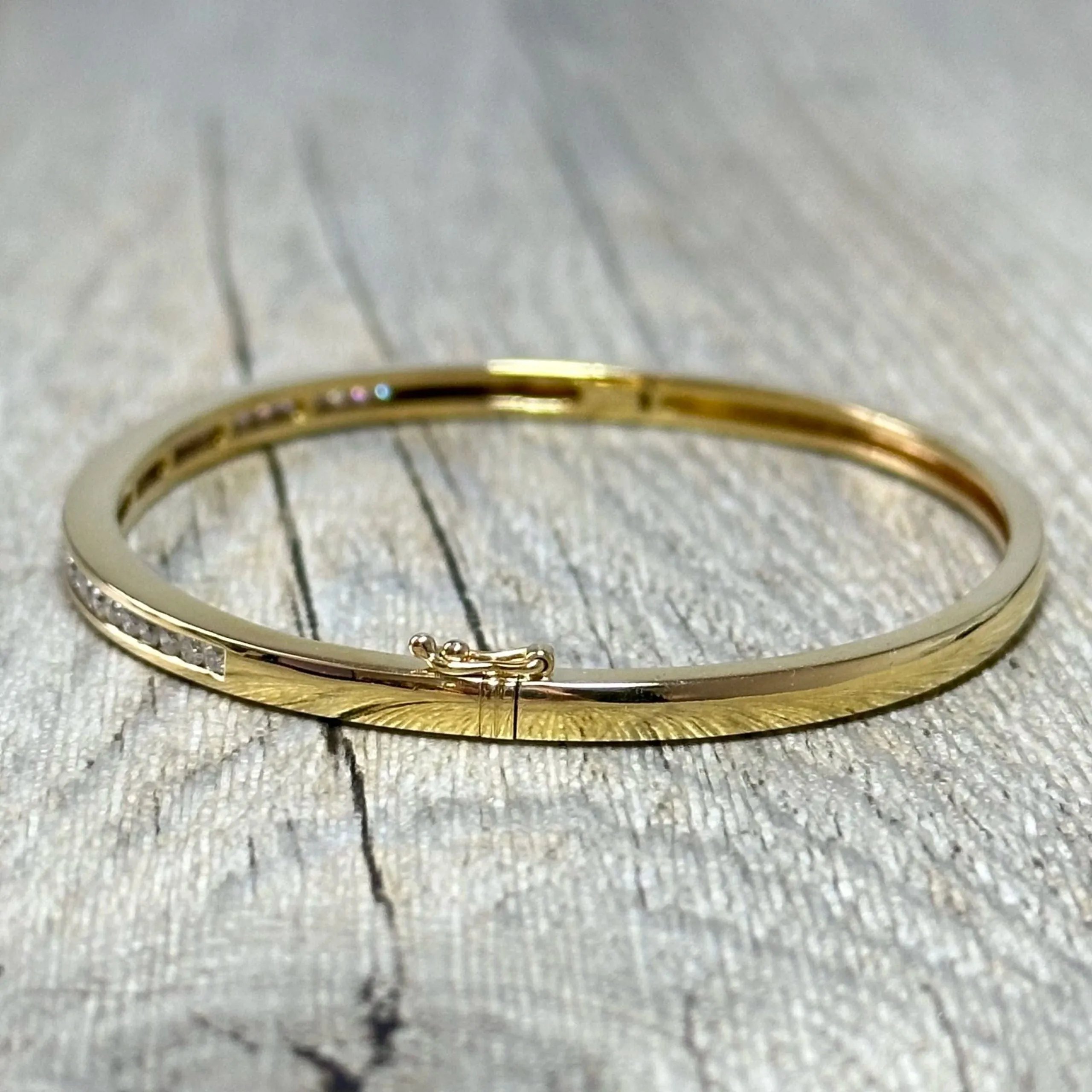 Bracelet jonc diamants serti rail sold by 58 Facettes product image thumbnail 5