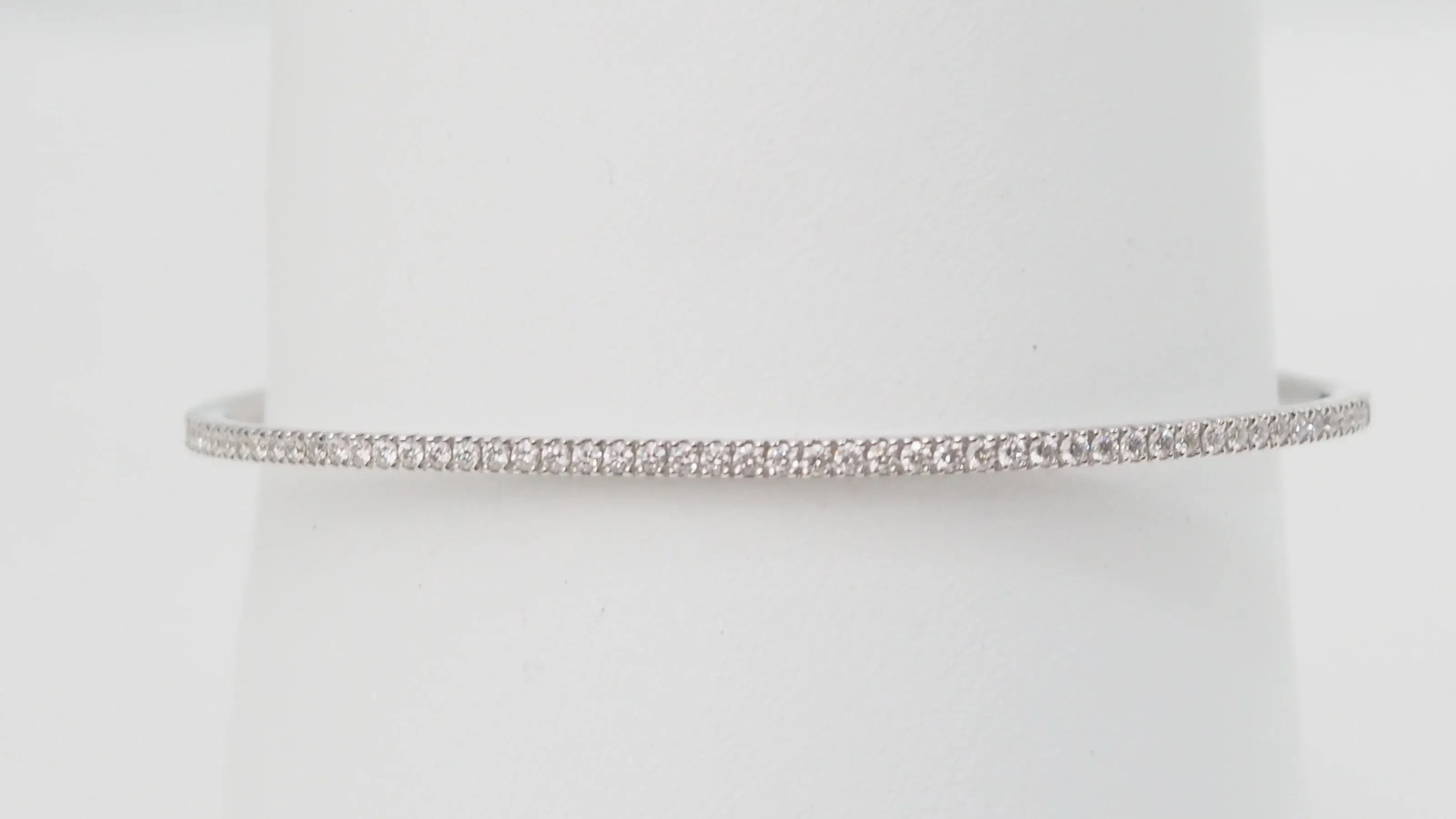 Bracelet Jonc or blanc diamants sold by 58 Facettes product image thumbnail 3