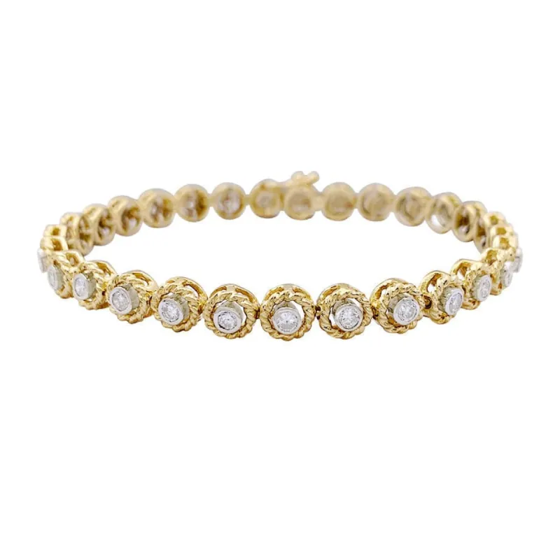 Bracelet vintage deux ors, diamants. sold by 58 Facettes
