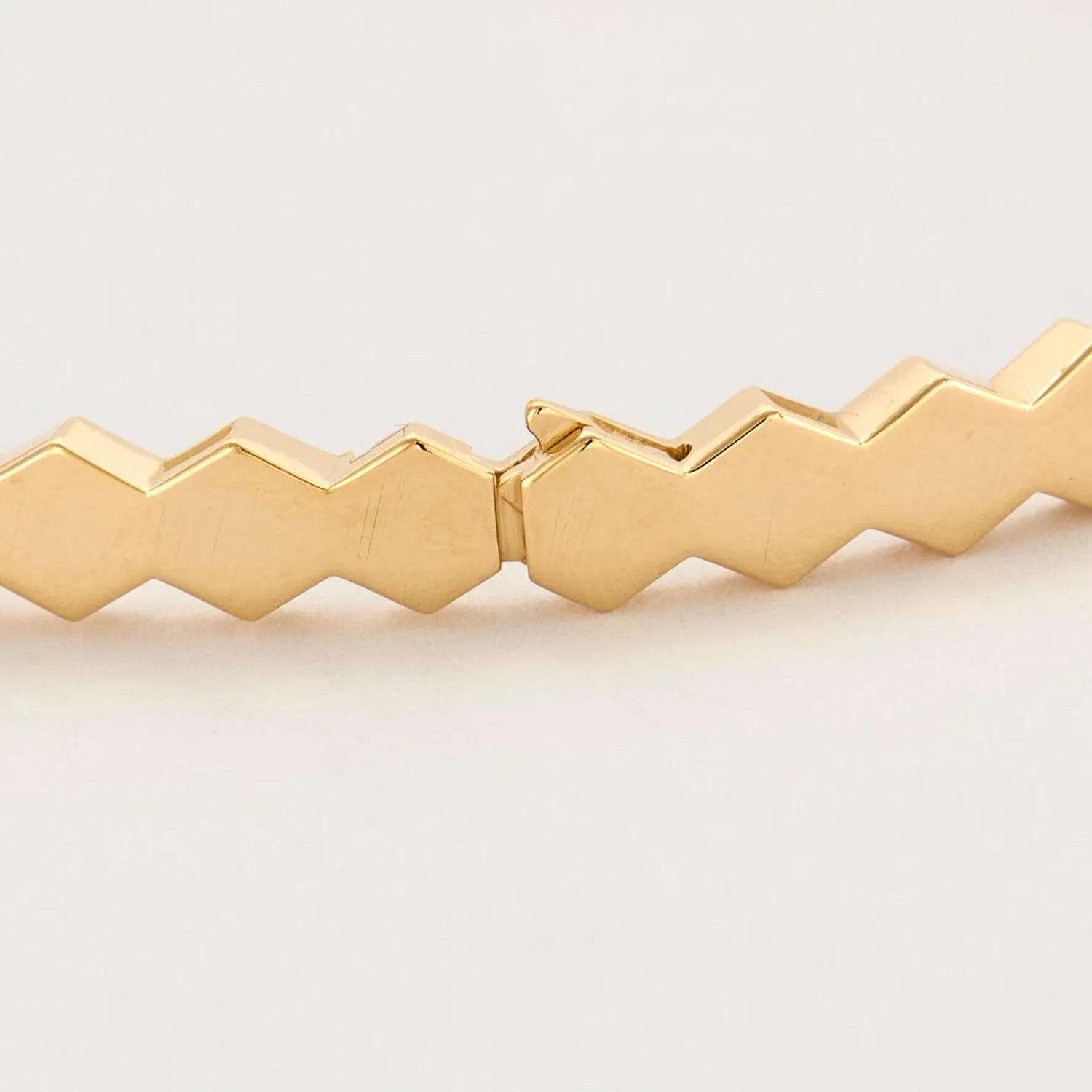 Chaumet Bee My Love bracelet en or jaune sold by 58 Facettes product image thumbnail 4