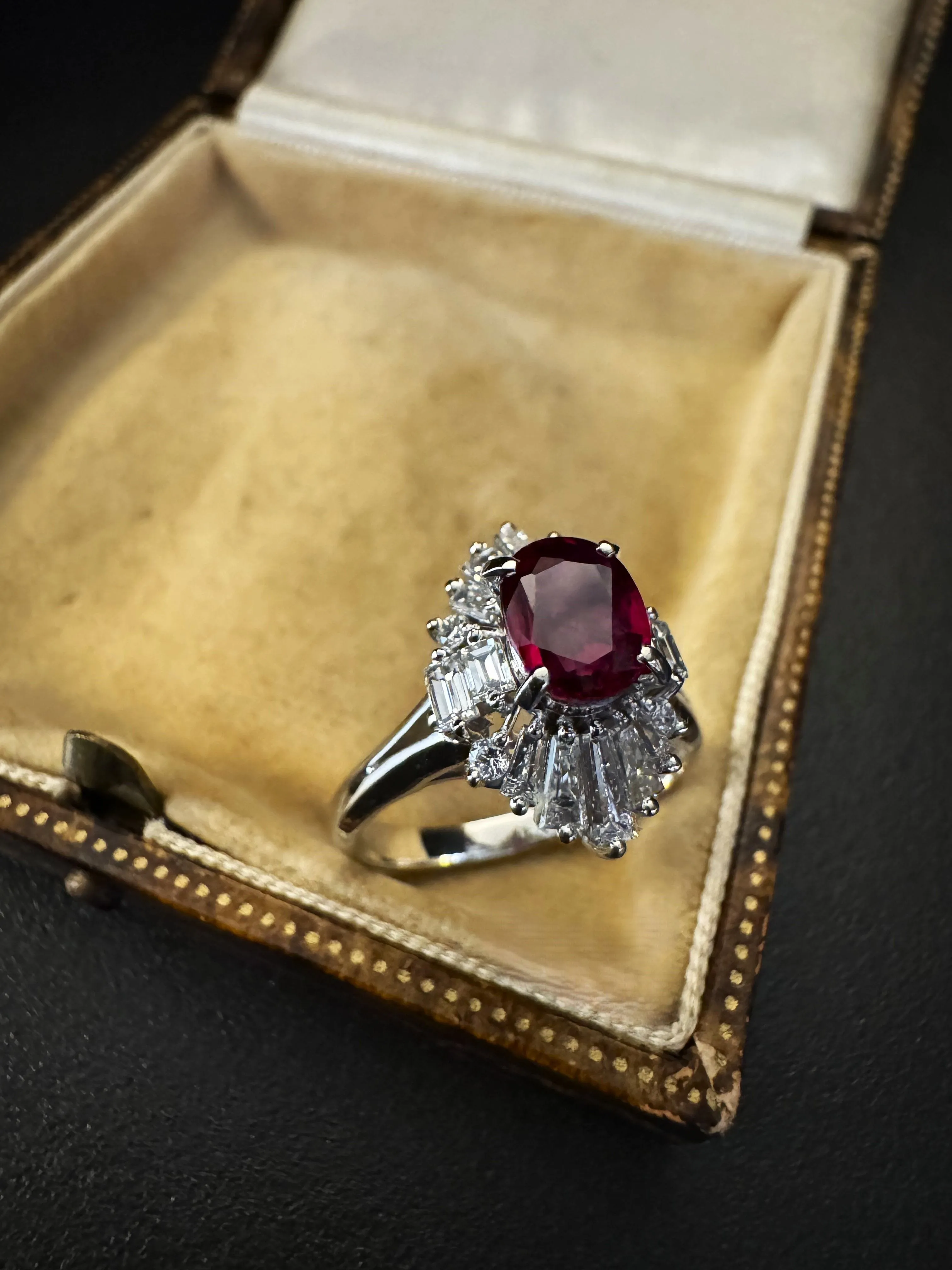 Bague avec Rubis et Diamants sold by 58 Facettes product image thumbnail 3