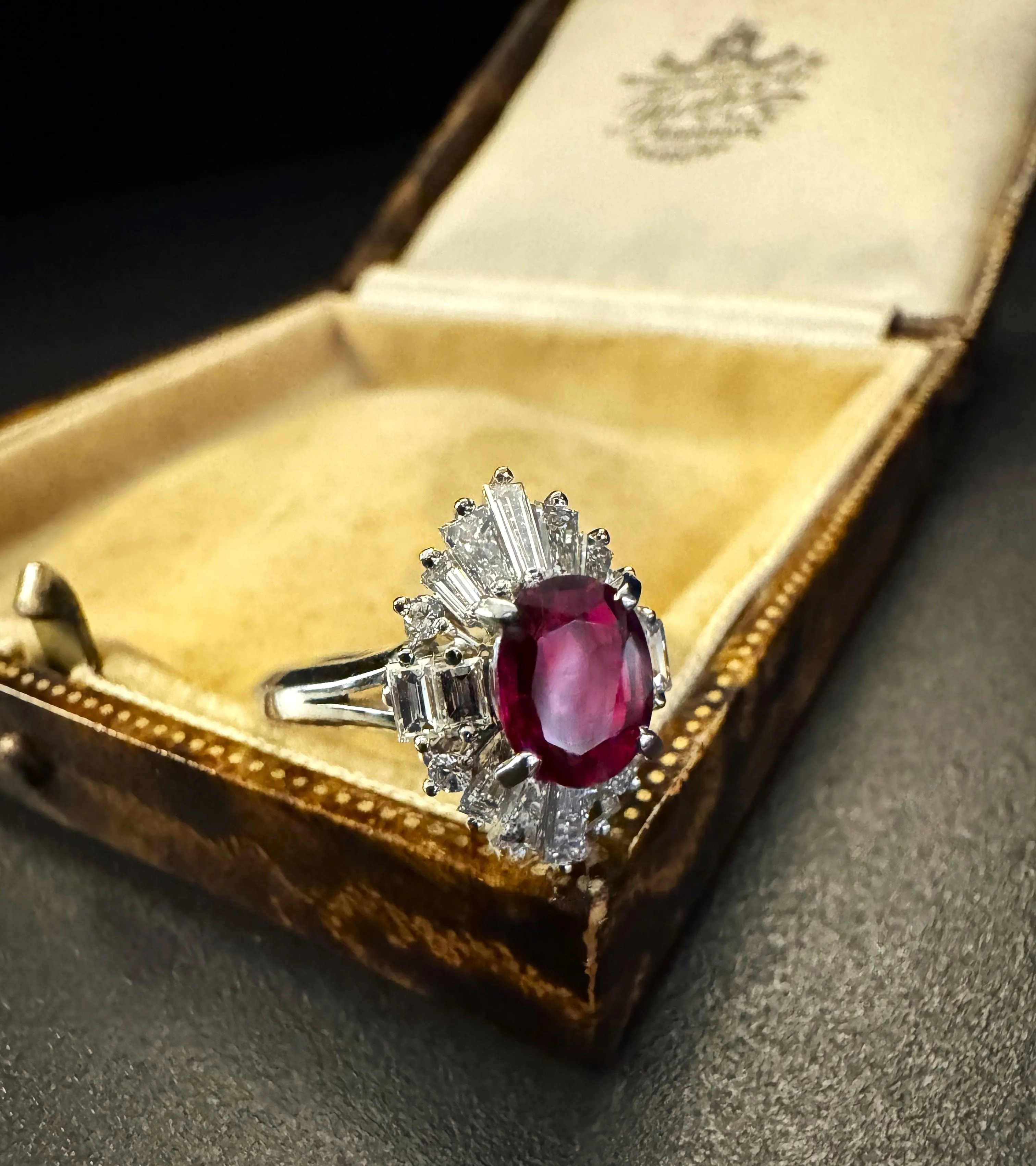 Bague avec Rubis et Diamants sold by 58 Facettes product image thumbnail 4