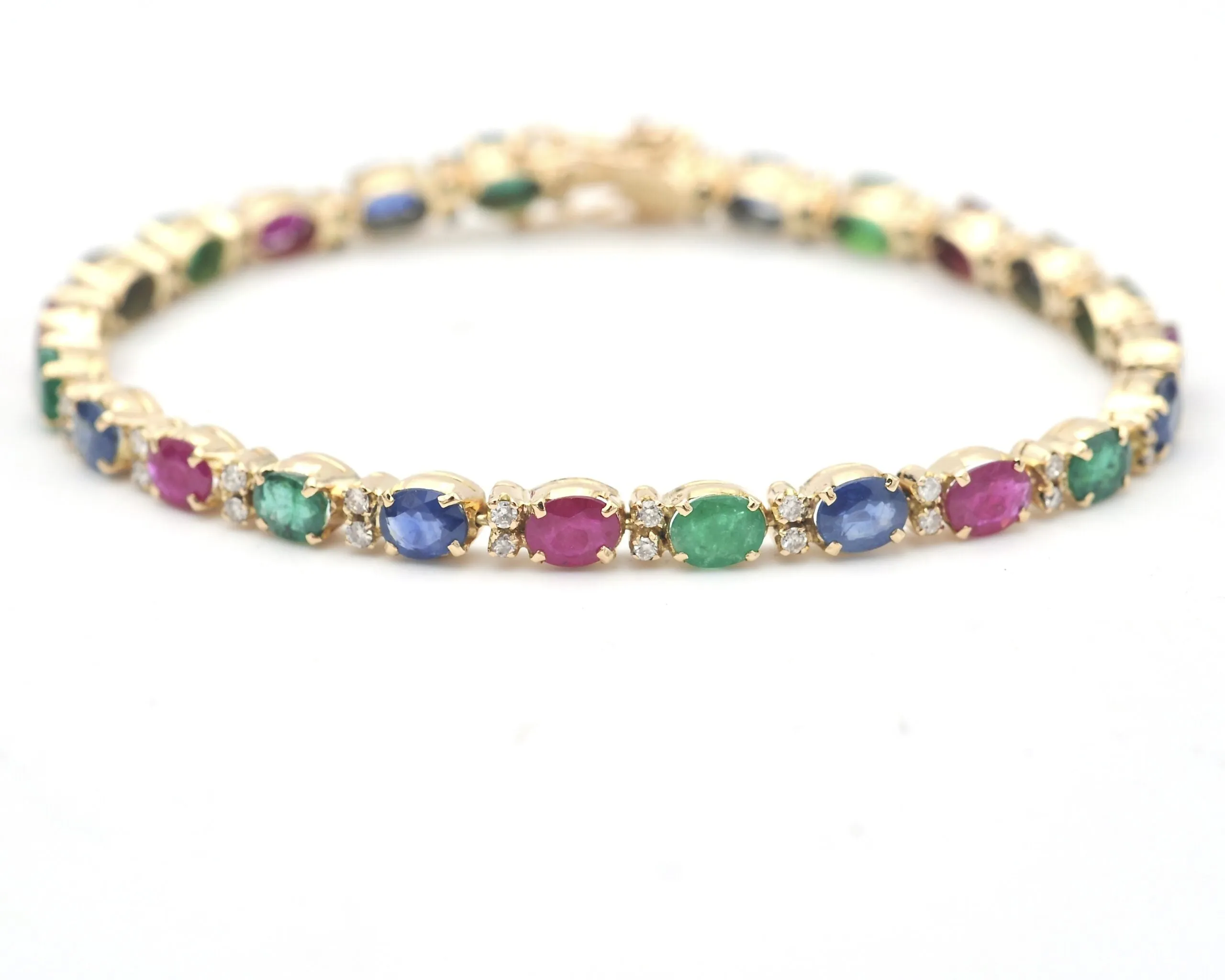 Bracelet en or jaune avec pierres précieuses sold by 58 Facettes