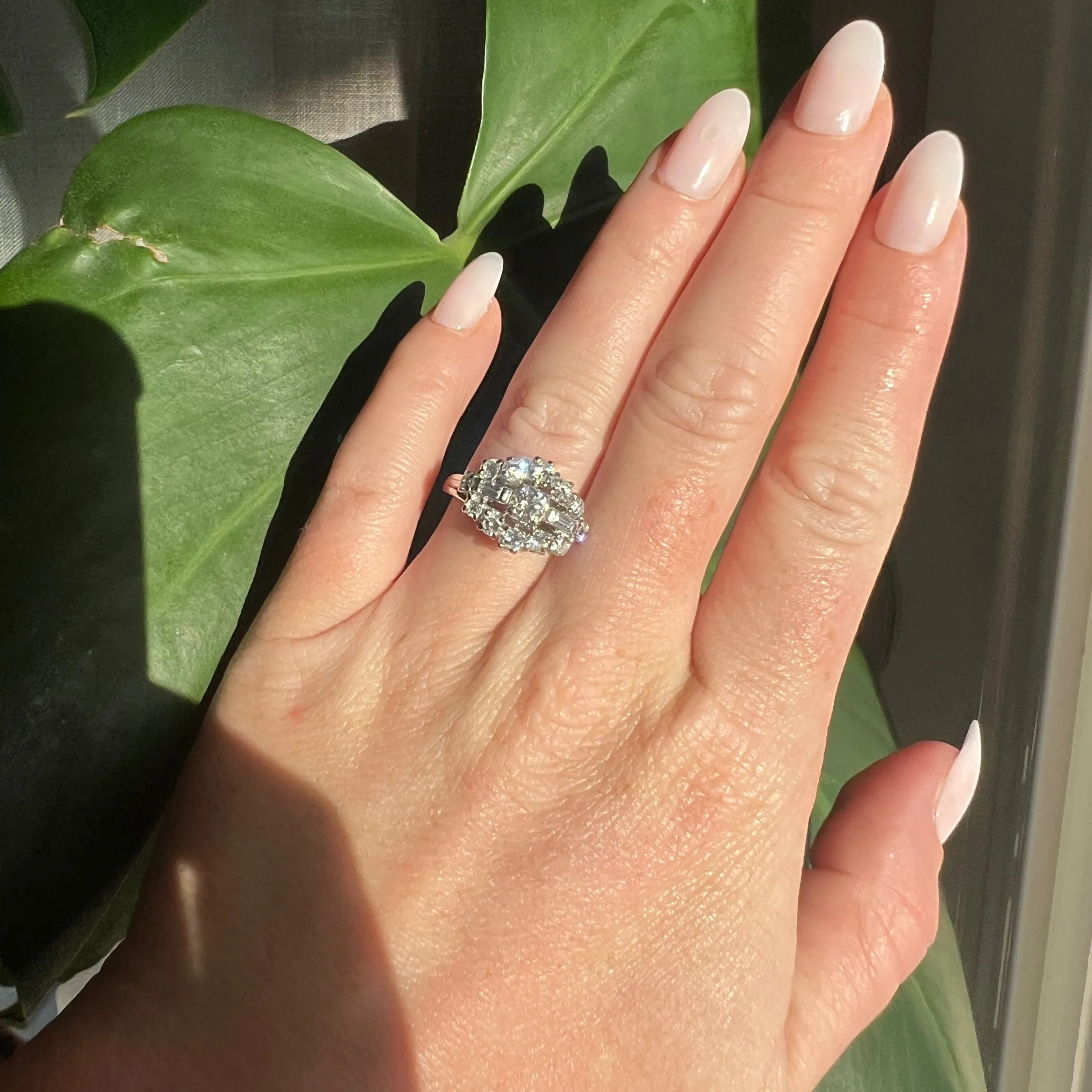 Bague Vintage or blanc, platine, diamants sold by 58 Facettes product image thumbnail 2