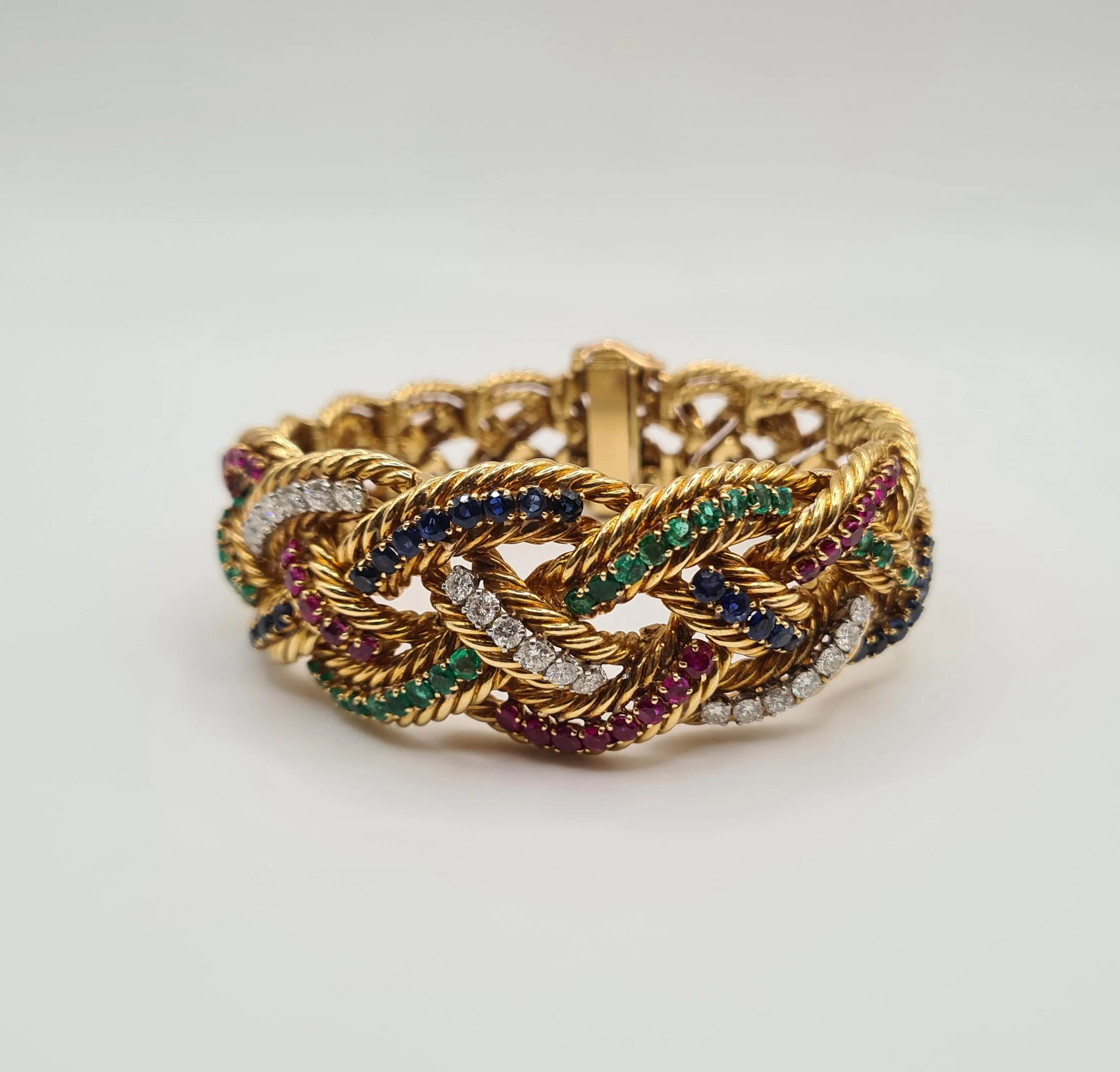 Boucheron - Bracelet en or jaune serti de diamants, saphirs, émeraudes et rubis sold by 58 Facettes product image thumbnail 3