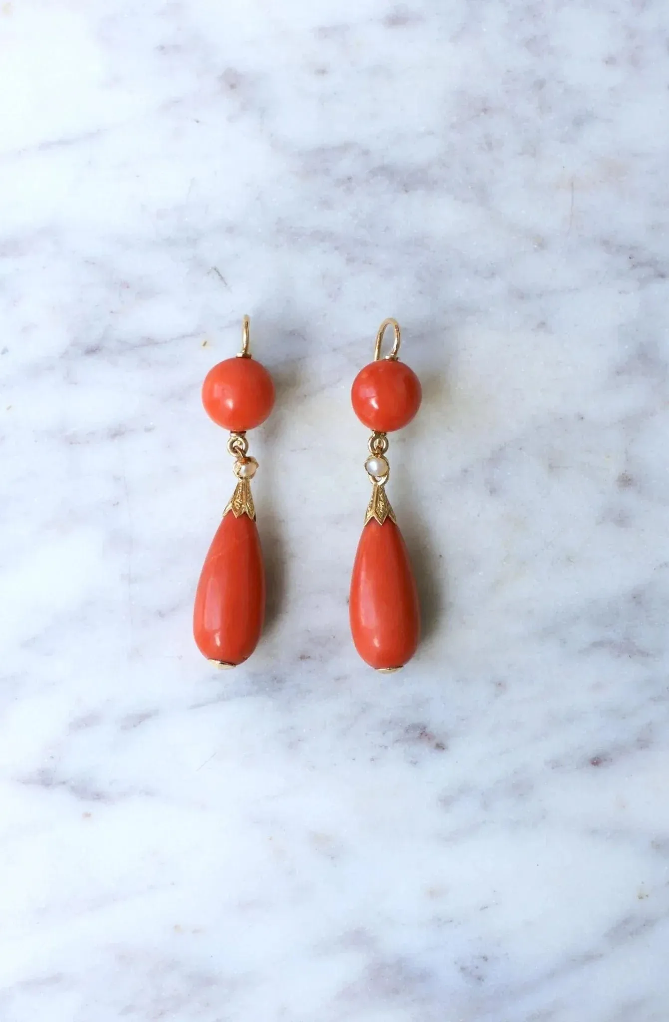 Boucles d'oreille anciennes or jaune, corail sold by 58 Facettes product image thumbnail 4