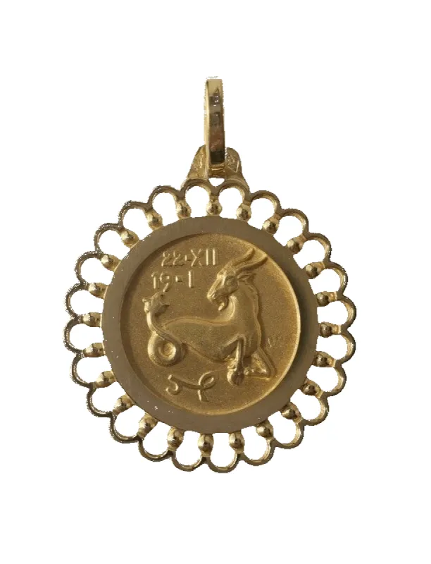 Pendentif médaille or jaune zodiaque Capricorne sold by 58 Facettes