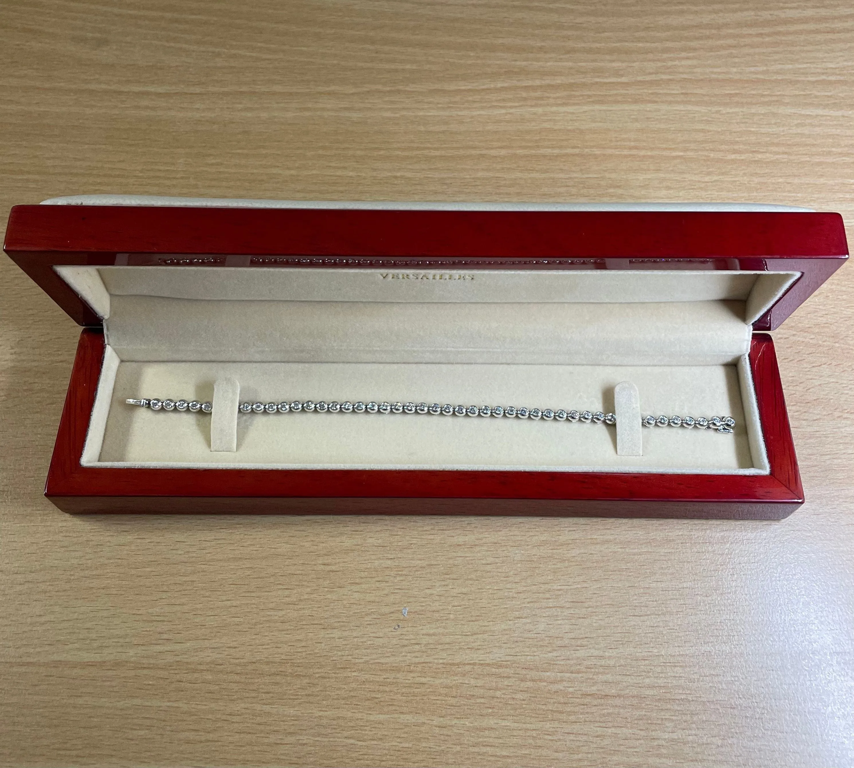 Bracelet tennis rivière or blanc 1,84 cts sold by 58 Facettes product image thumbnail 5