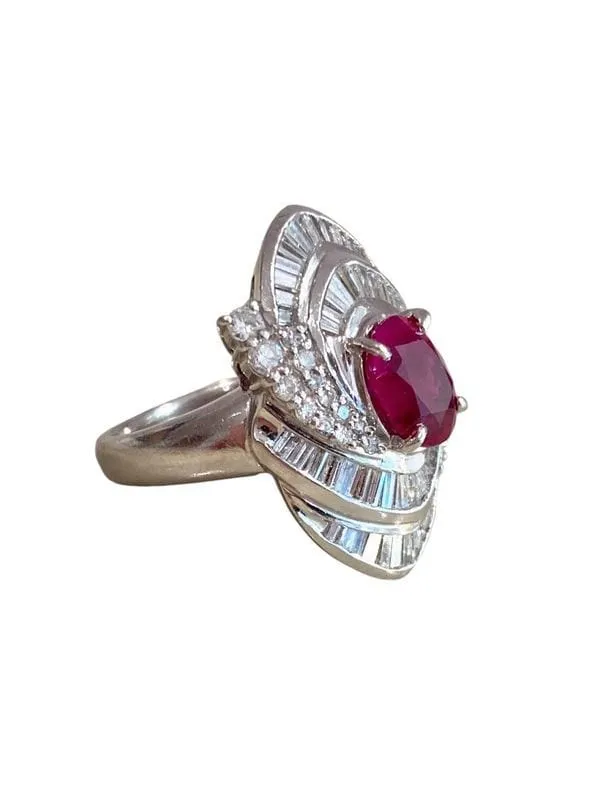 Importante bague en platine rubis et diamants sold by 58 Facettes product image thumbnail 5