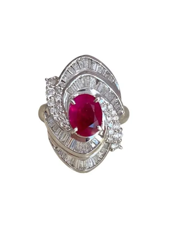 Importante bague en platine rubis et diamants sold by 58 Facettes