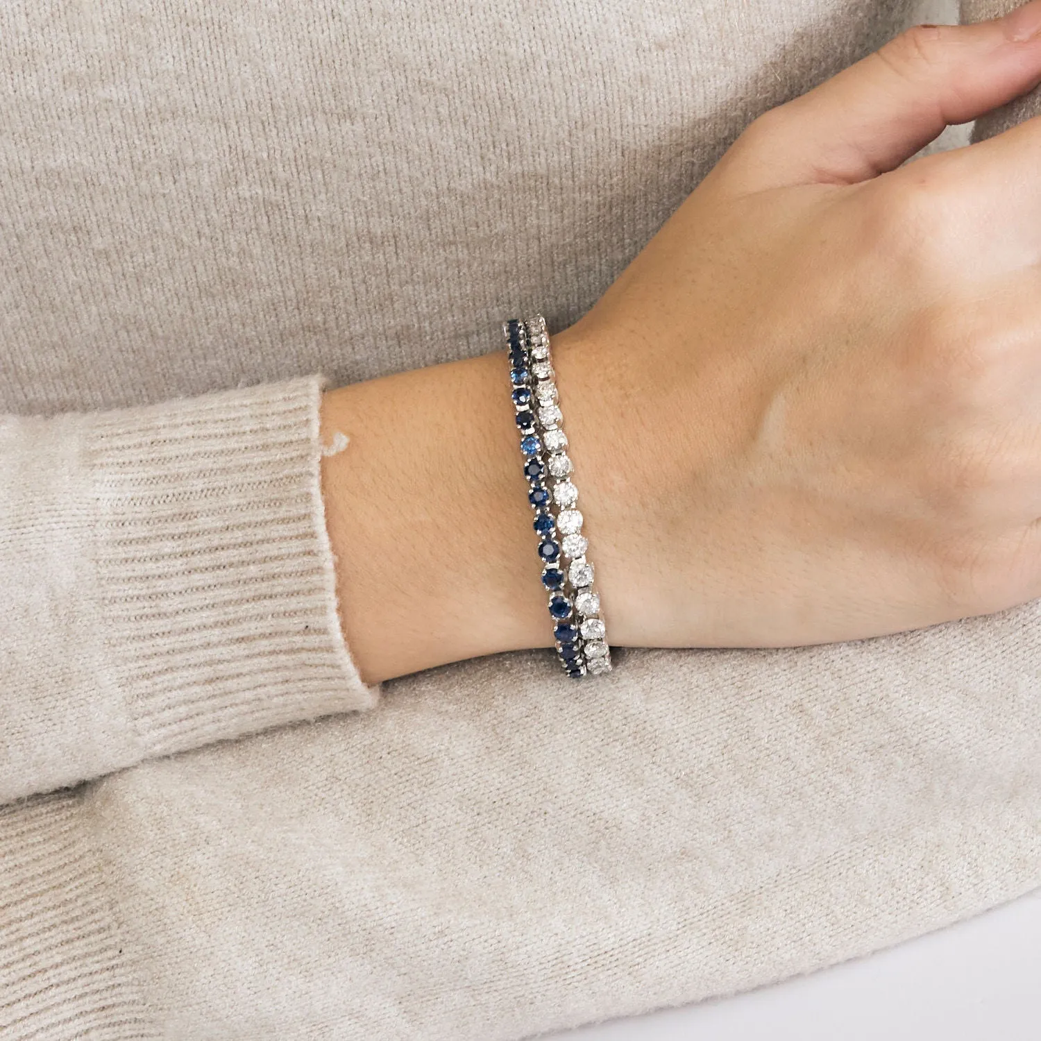 Bracelet tennis double, or blanc, diamants et saphirs sold by 58 Facettes product image thumbnail 2