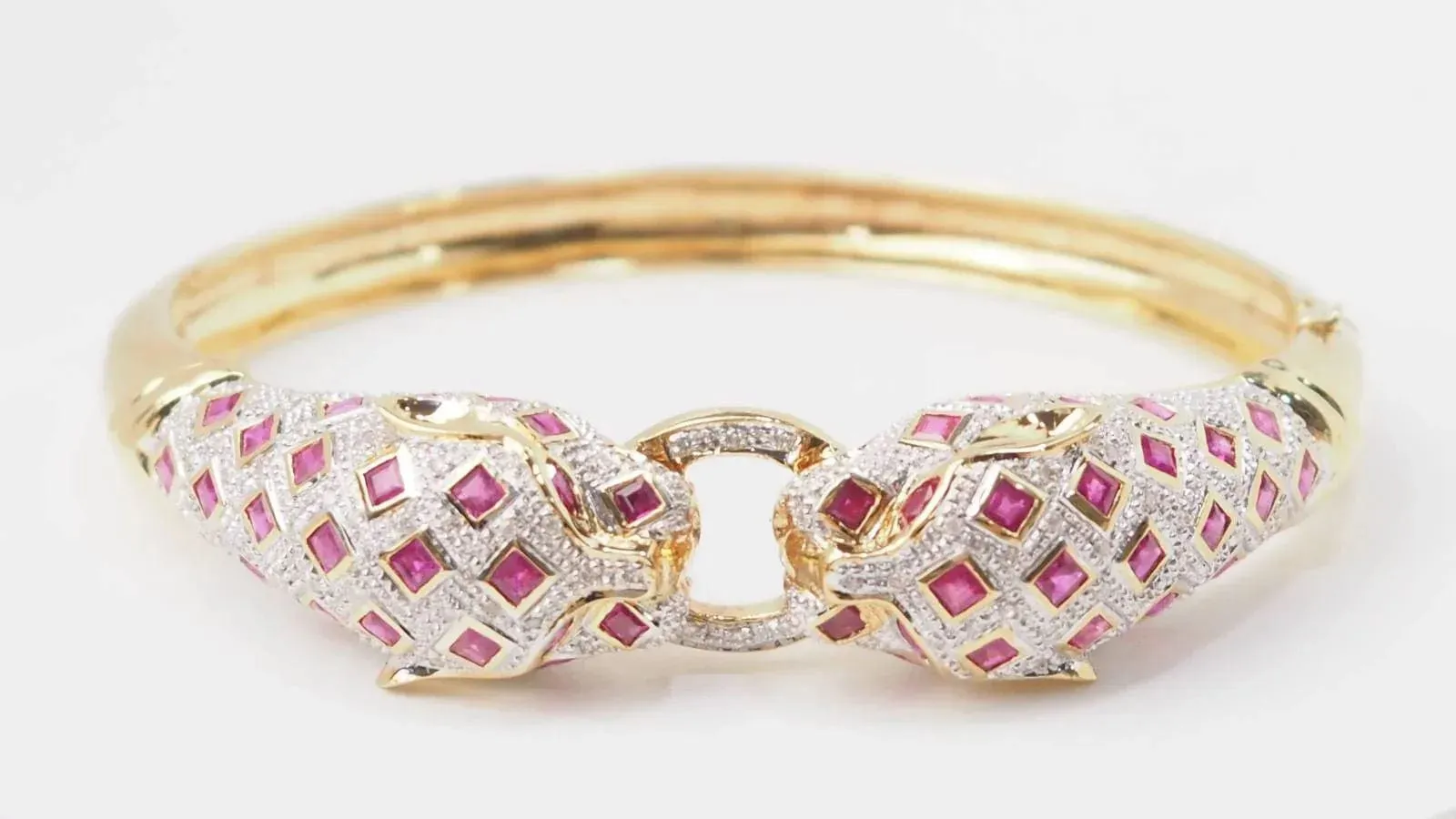 Bracelet Panthère en or jaune, rubis et diamants sold by 58 Facettes product image thumbnail 4