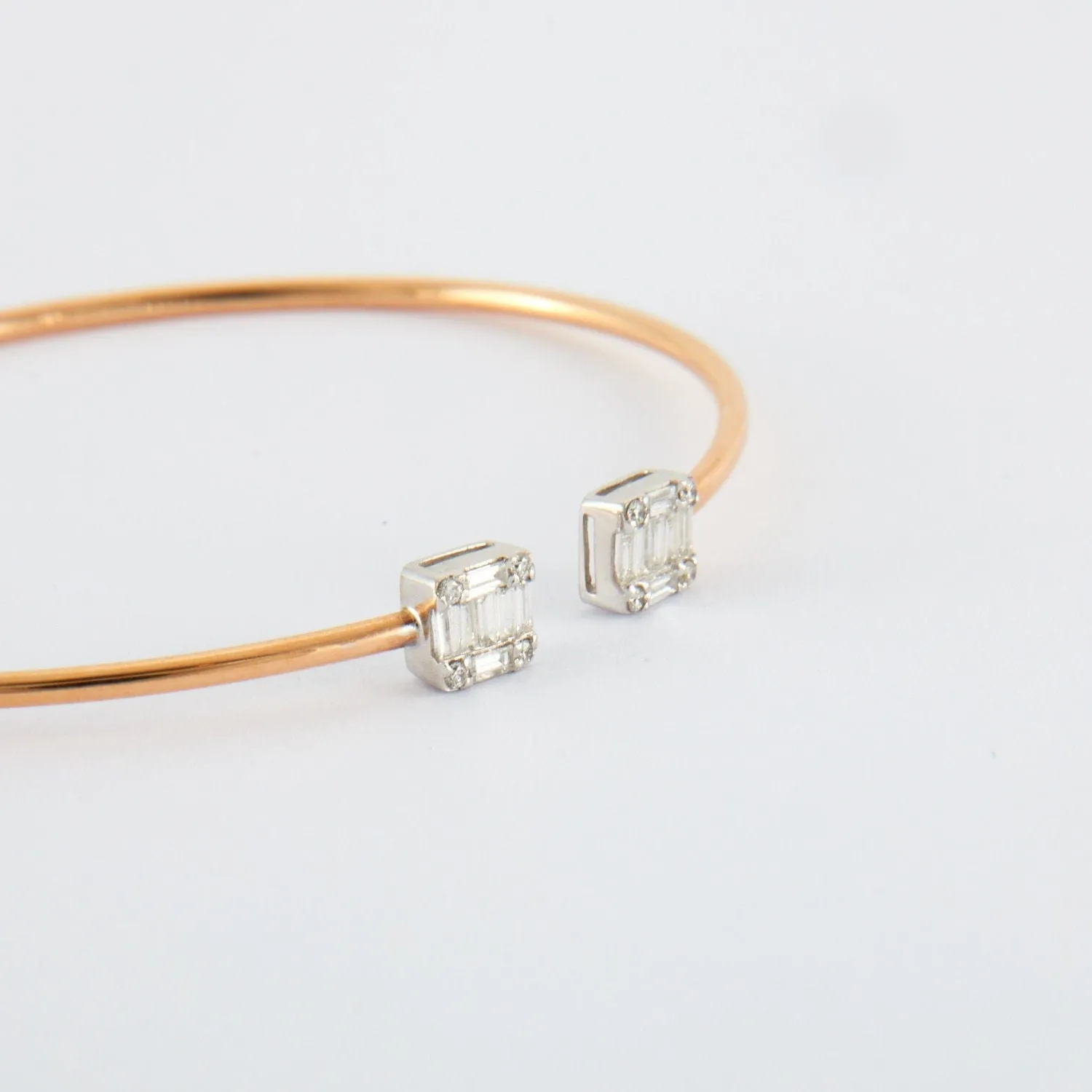 Bracelet Jonc or rose diamants sold by 58 Facettes product image thumbnail 4