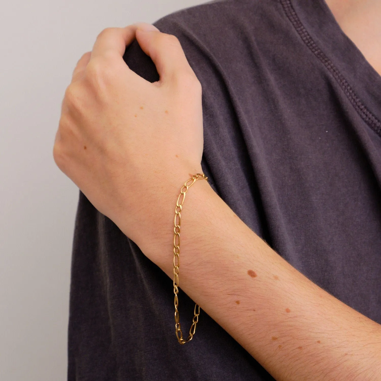 Bracelet en or jaune sold by 58 Facettes product image thumbnail 2