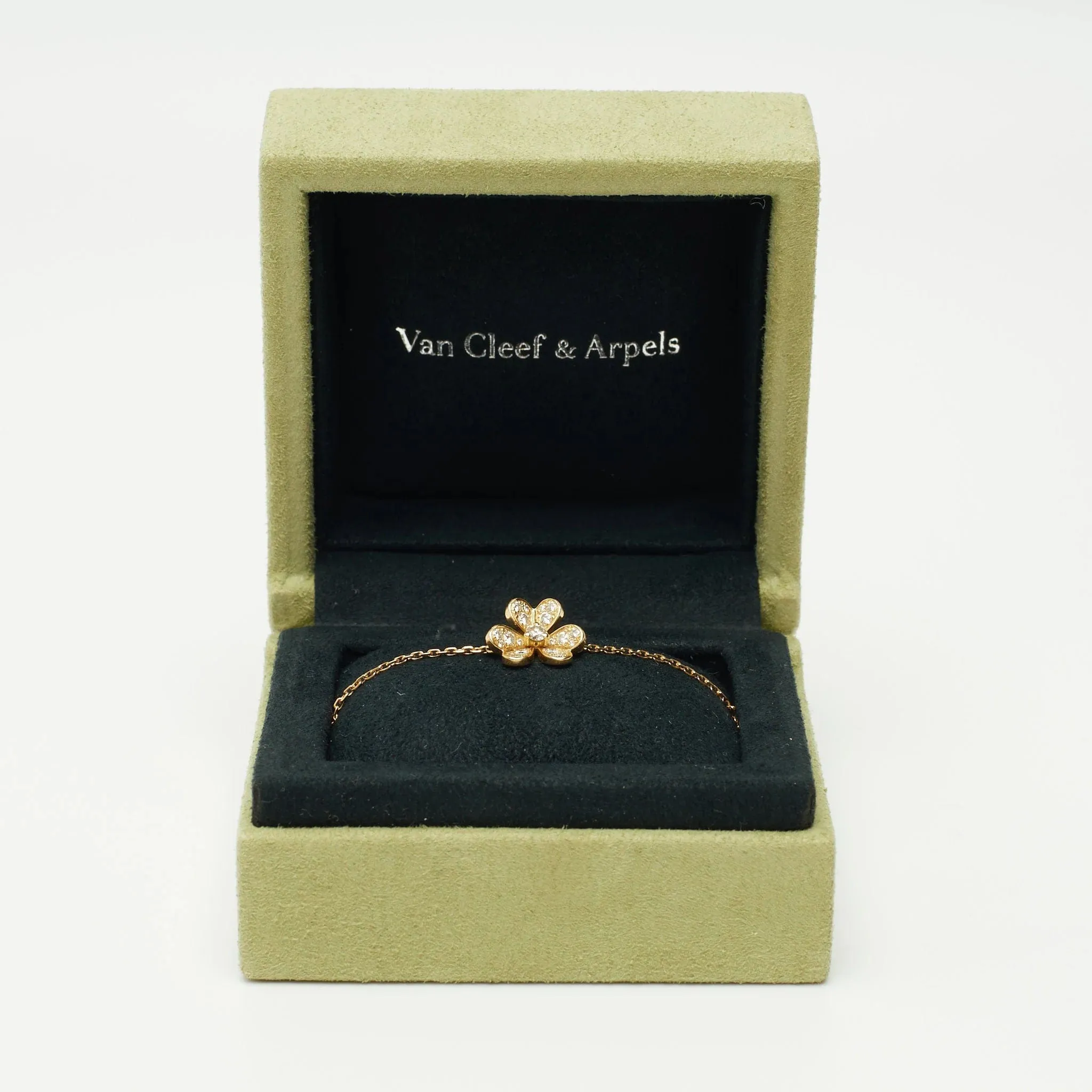 Van Cleef & Arpels Frivole - Bracelet Mini pavé en or jaune et diamants sold by 58 Facettes product image thumbnail 3