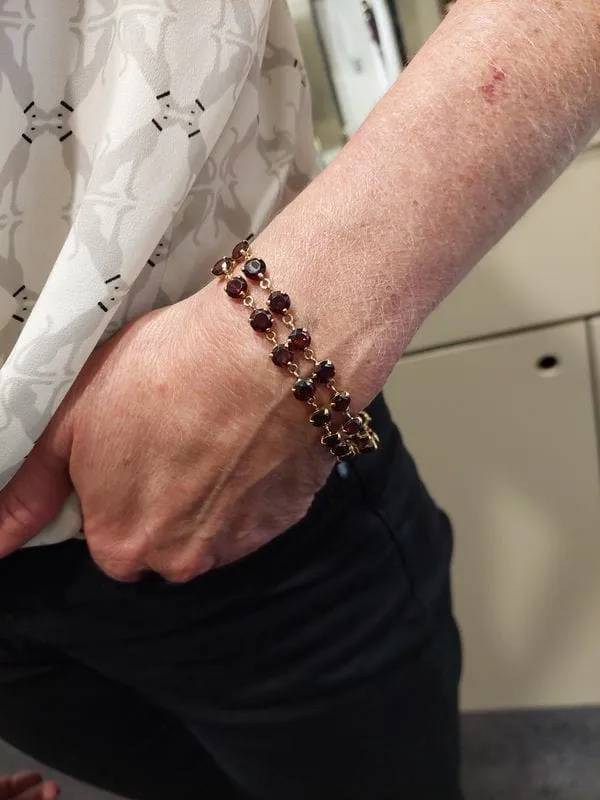 Bracelet 2 rangs ancien grenats sold by 58 Facettes product image thumbnail 2