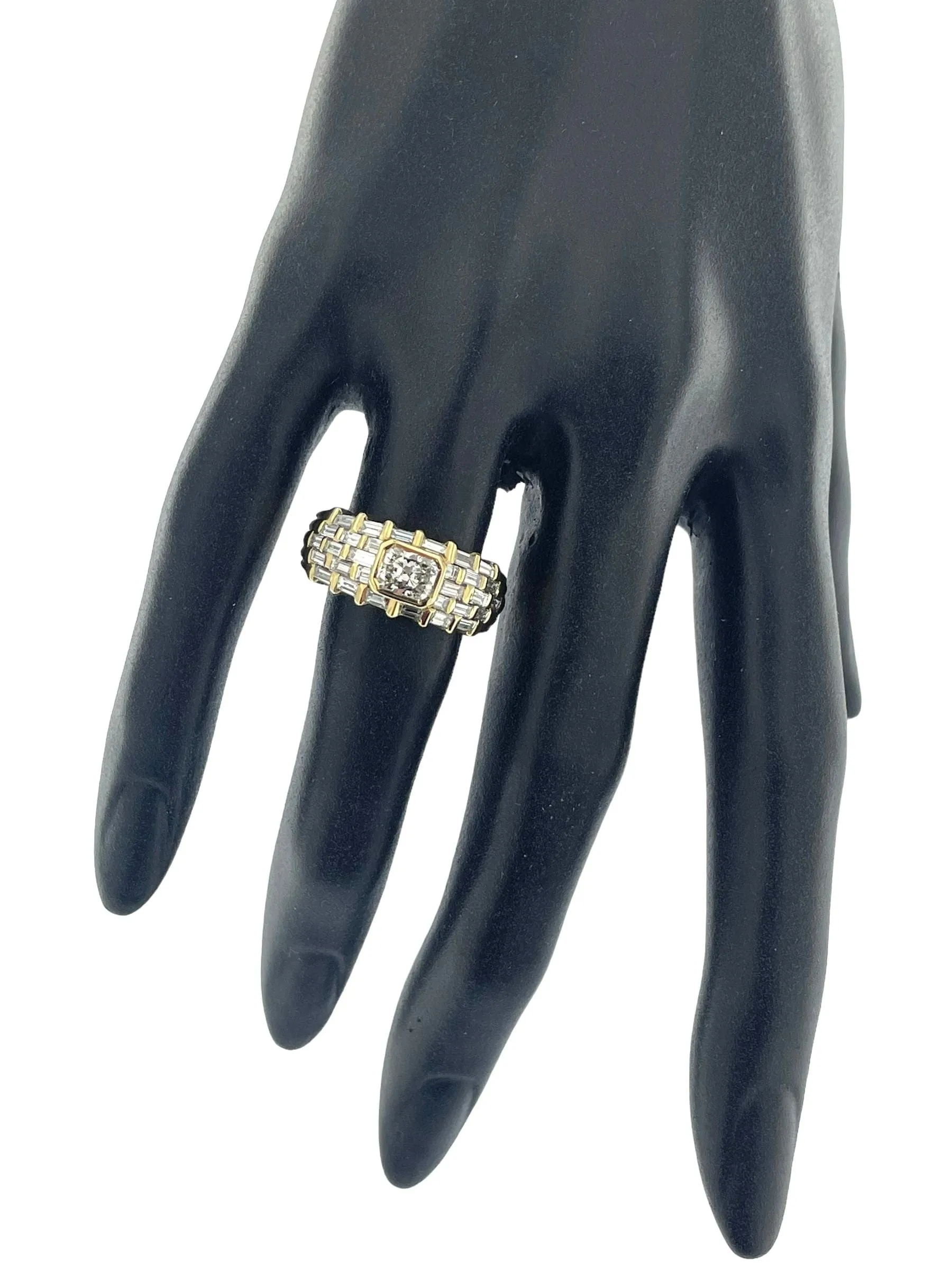 Bague cocktail or jaune diamant radiant 0.80ct certificat HRD sold by 58 Facettes product image thumbnail 2