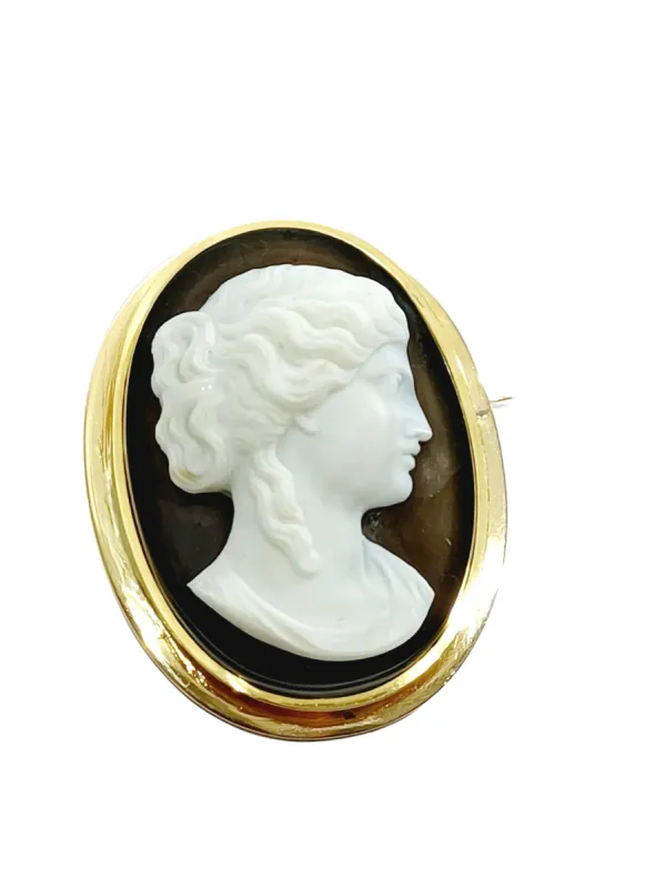 Broche camée or rose et agate sold by 58 Facettes