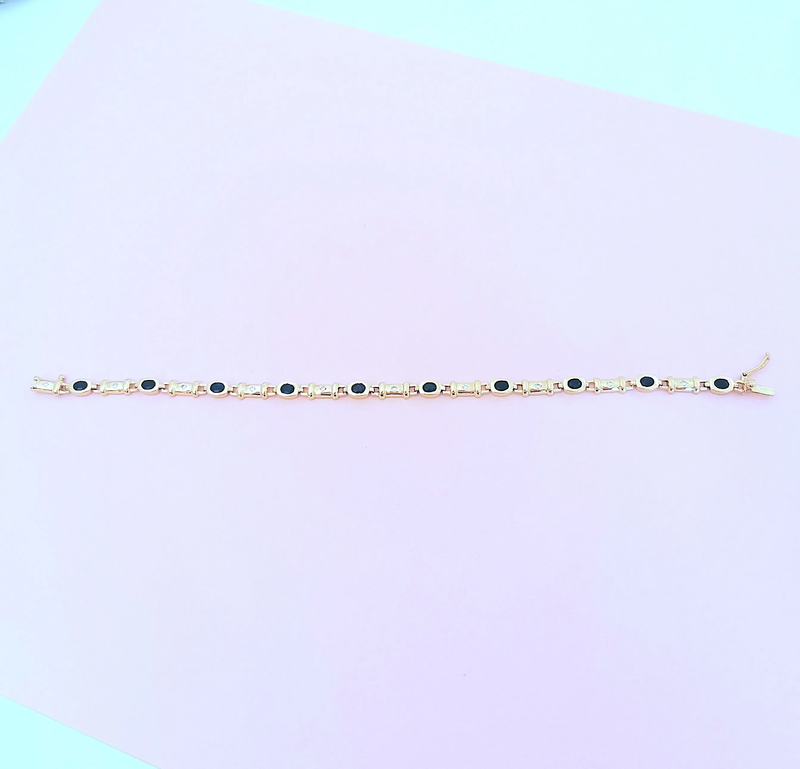 Bracelet or jaune saphirs et diamants sold by 58 Facettes product image thumbnail 5