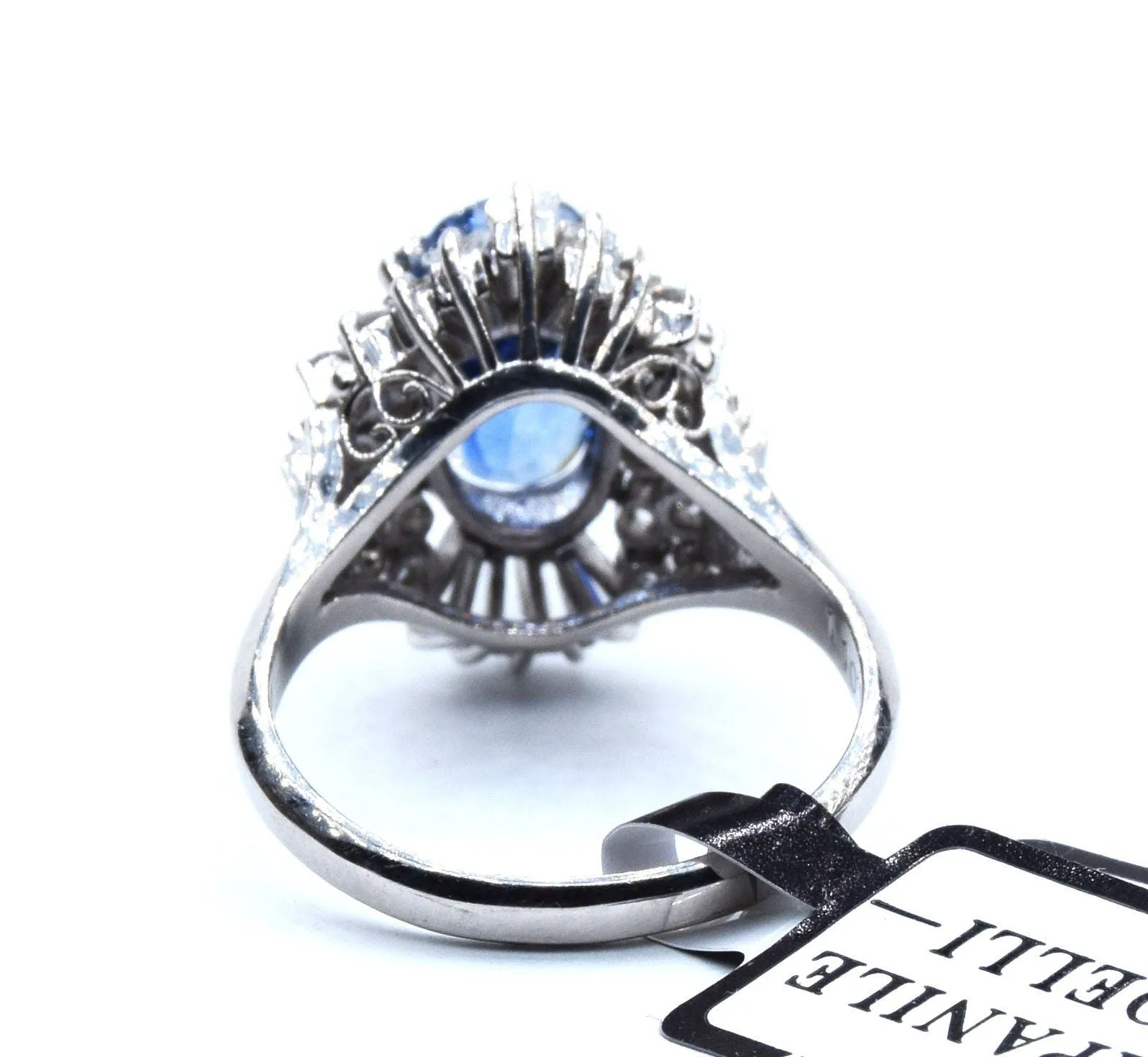 Bague en platine avec saphir et diamants sold by 58 Facettes product image thumbnail 5