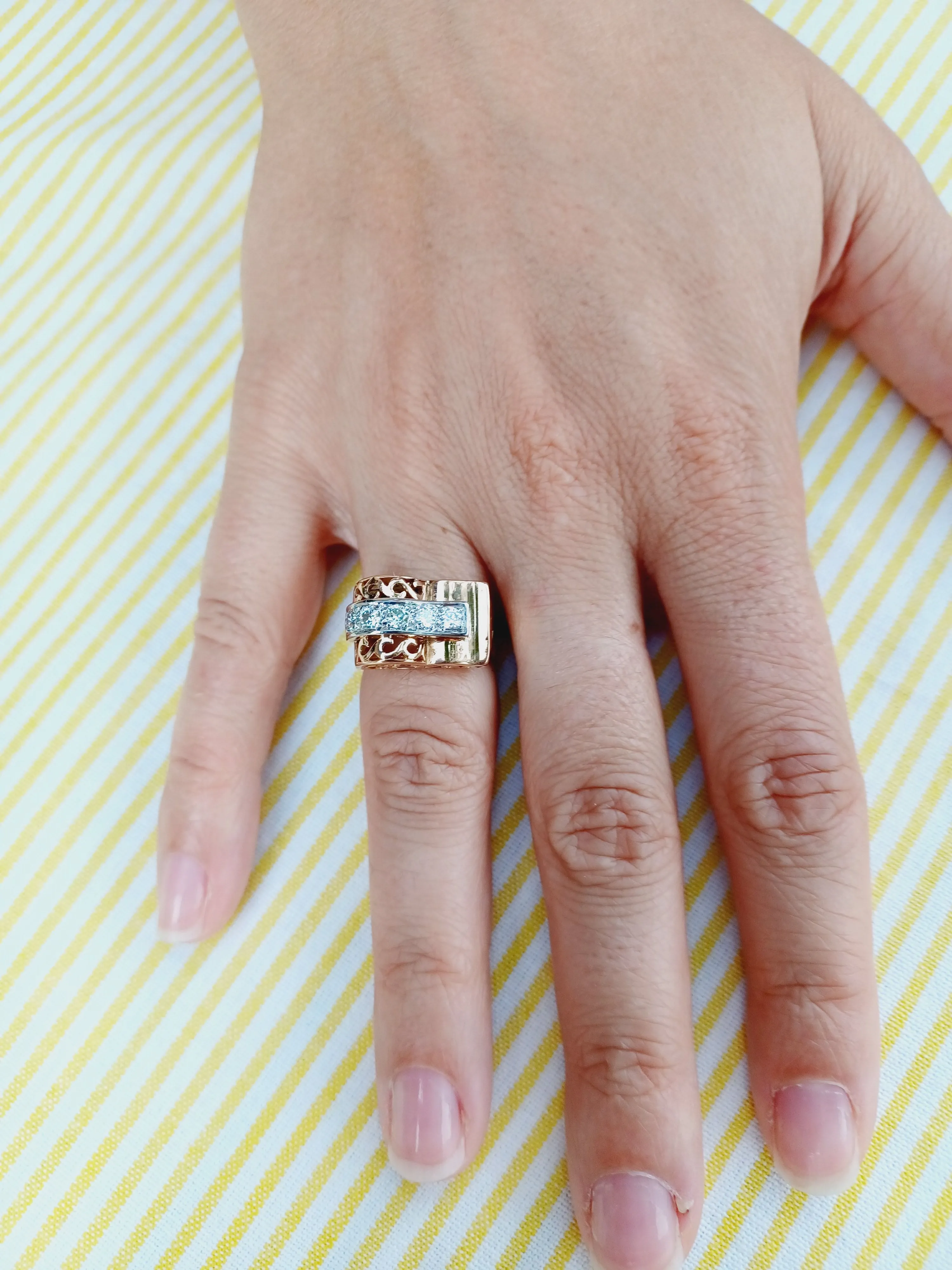 Bague Tank or rose platine diamants sold by 58 Facettes product image thumbnail 2