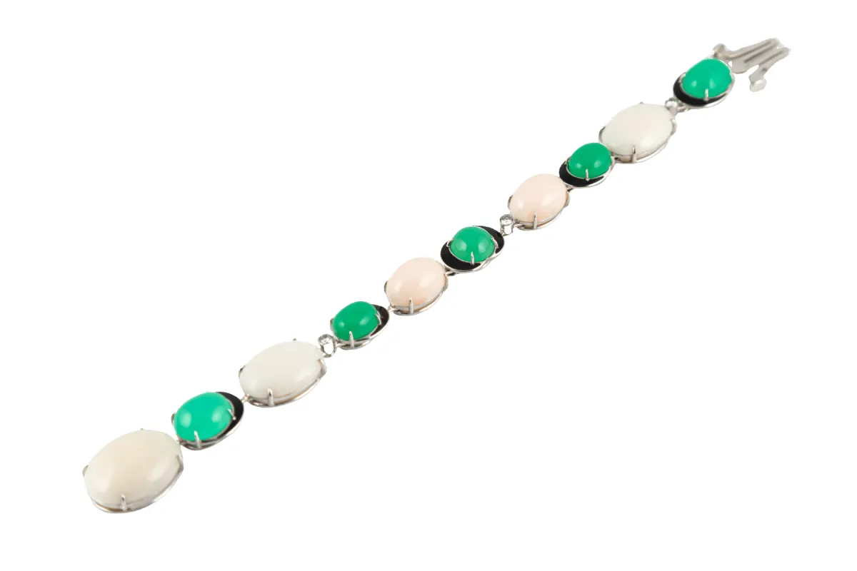 Bracelet or gris serti de corail blanc et de chrysoprases sold by 58 Facettes