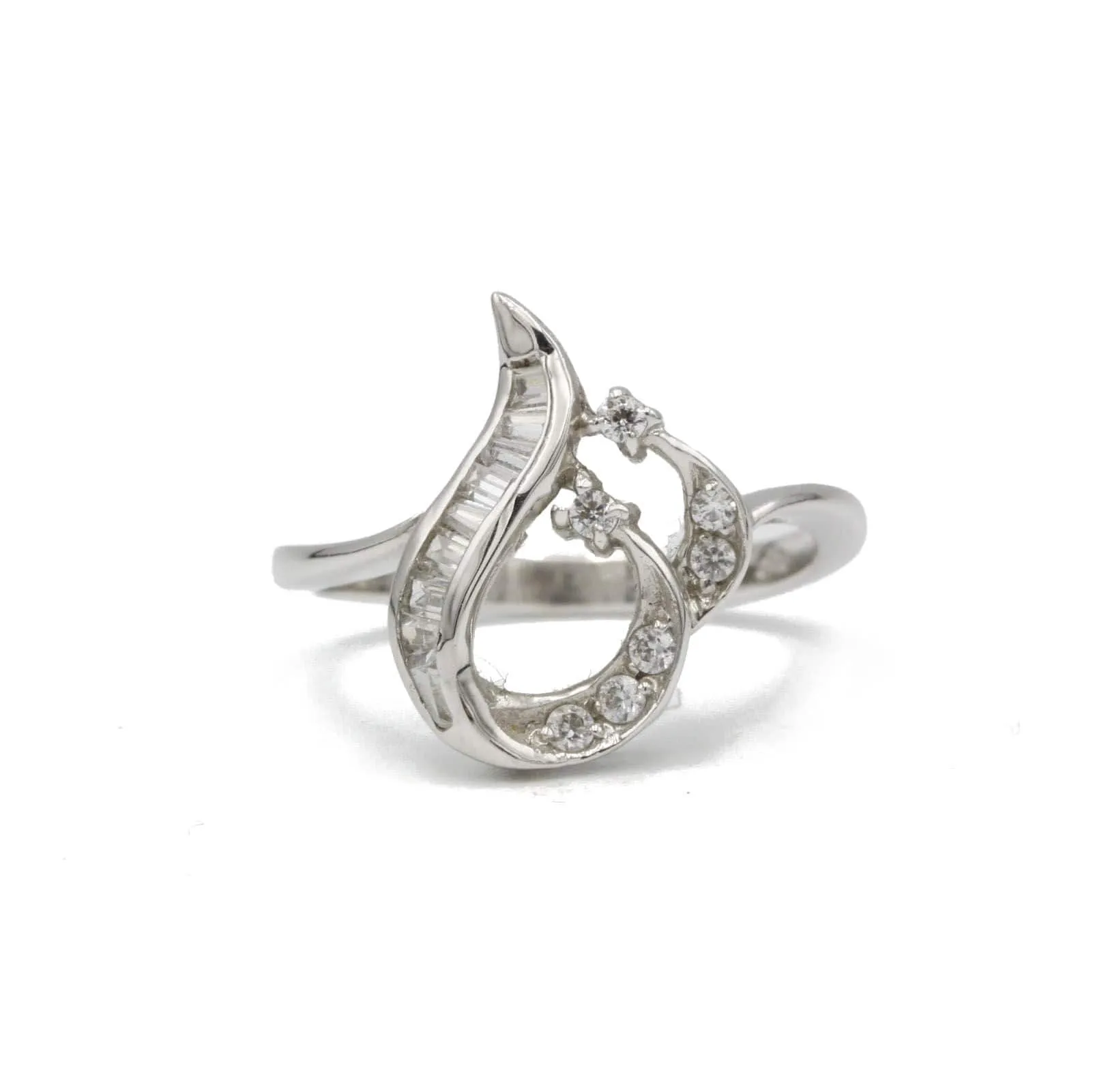 Bague or blanc diamants sold by 58 Facettes